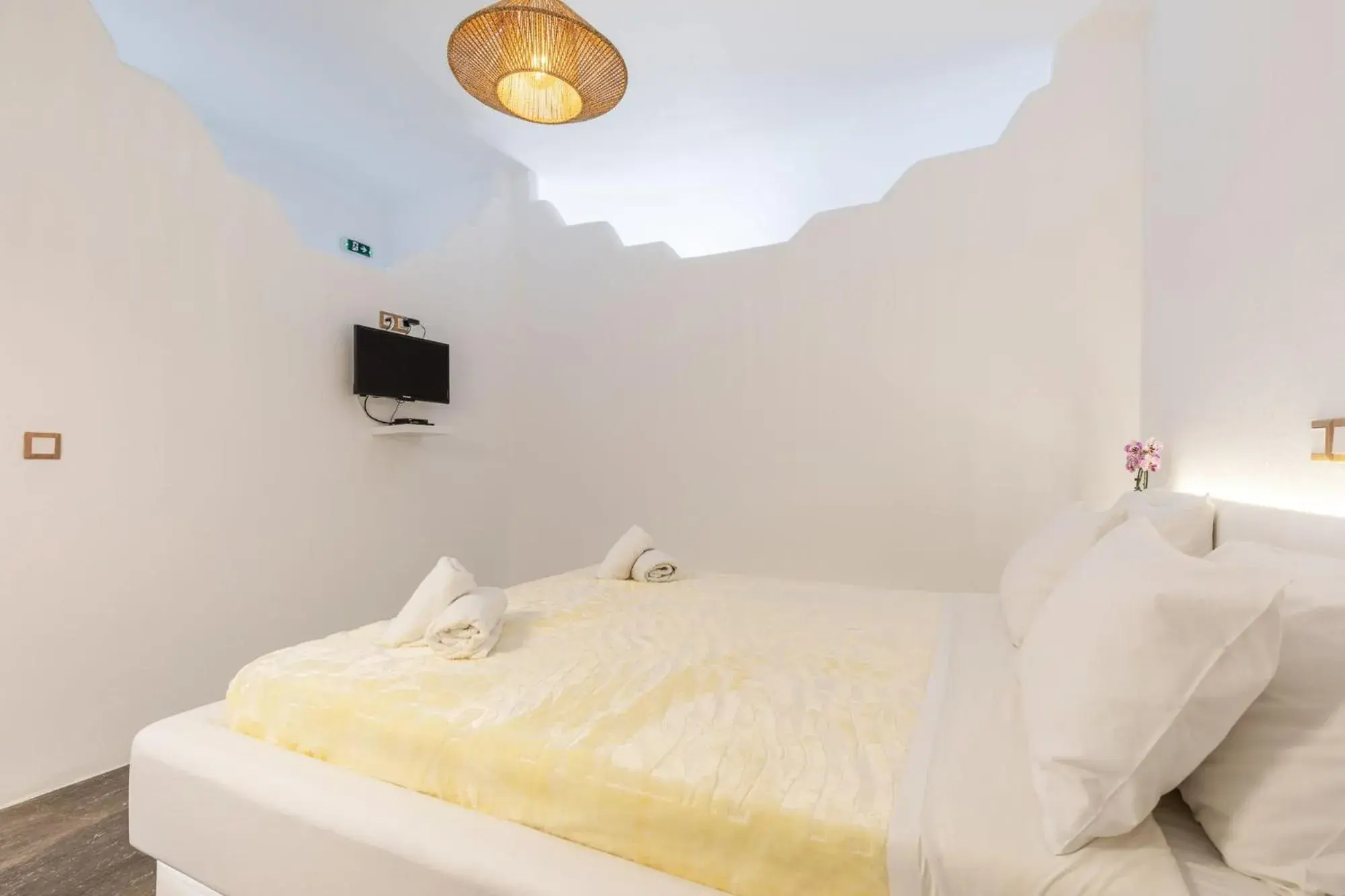 Bed in Mykonian Breeze Bed in Mykonian Breeze