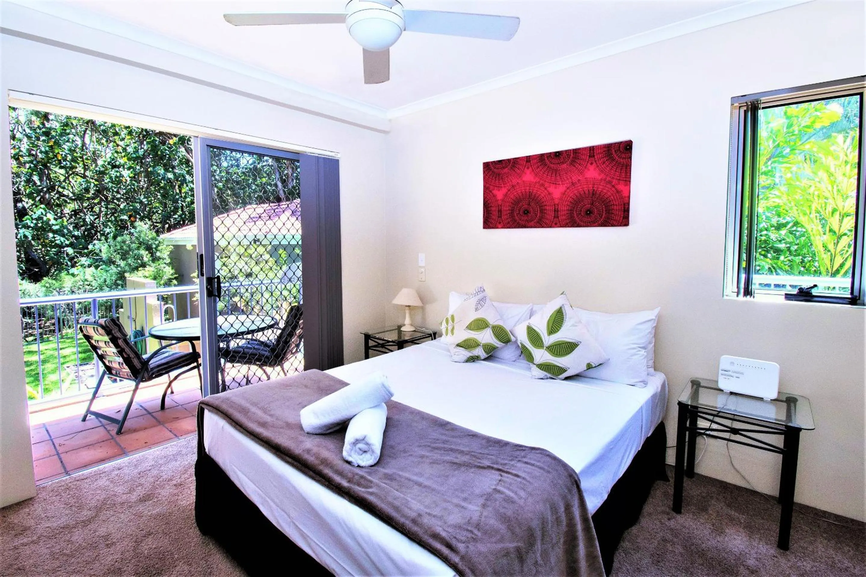 Bedroom, Bed in Sanctuary Lake Apartments