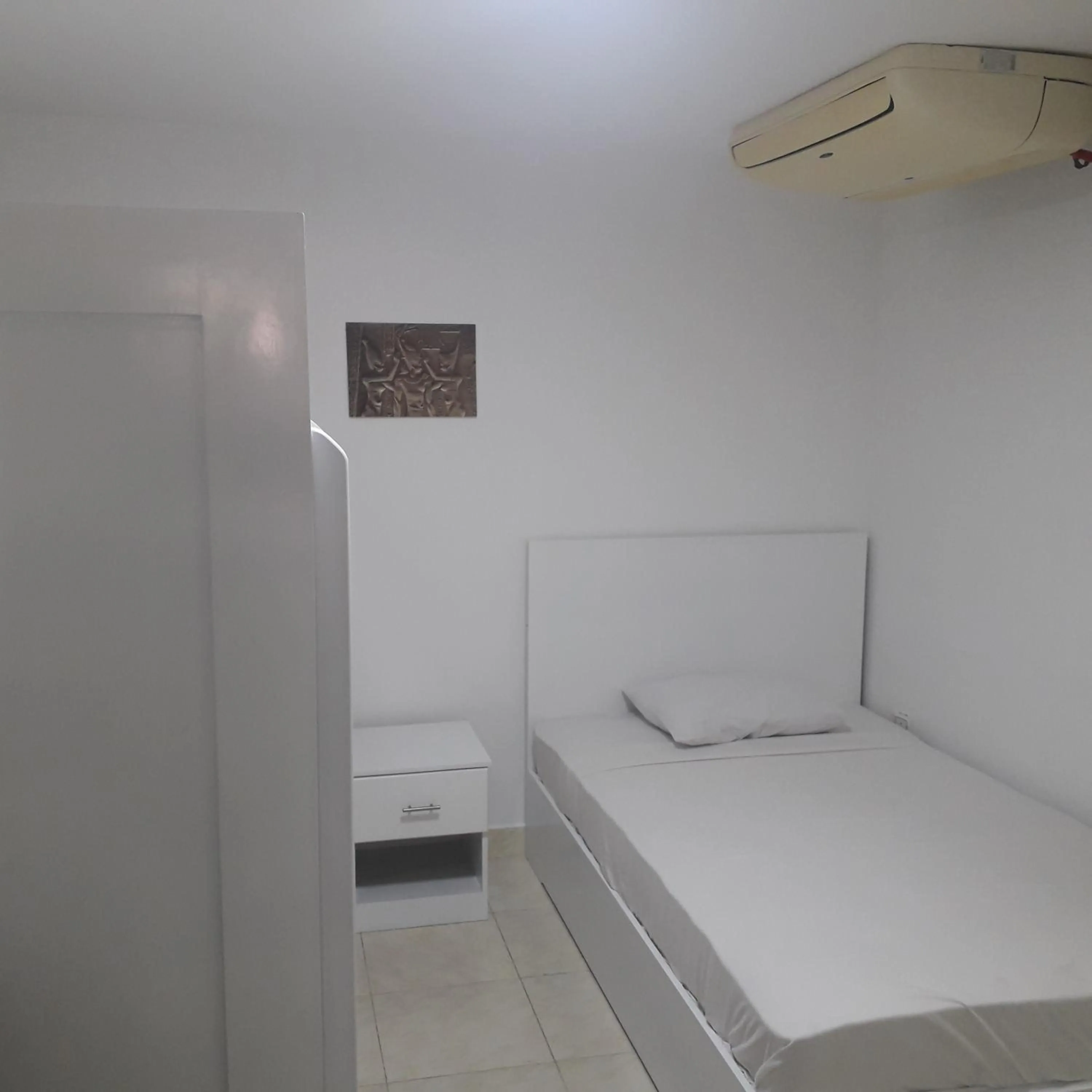 Photo of the whole room, Bed in Lilly Rooms and Studio