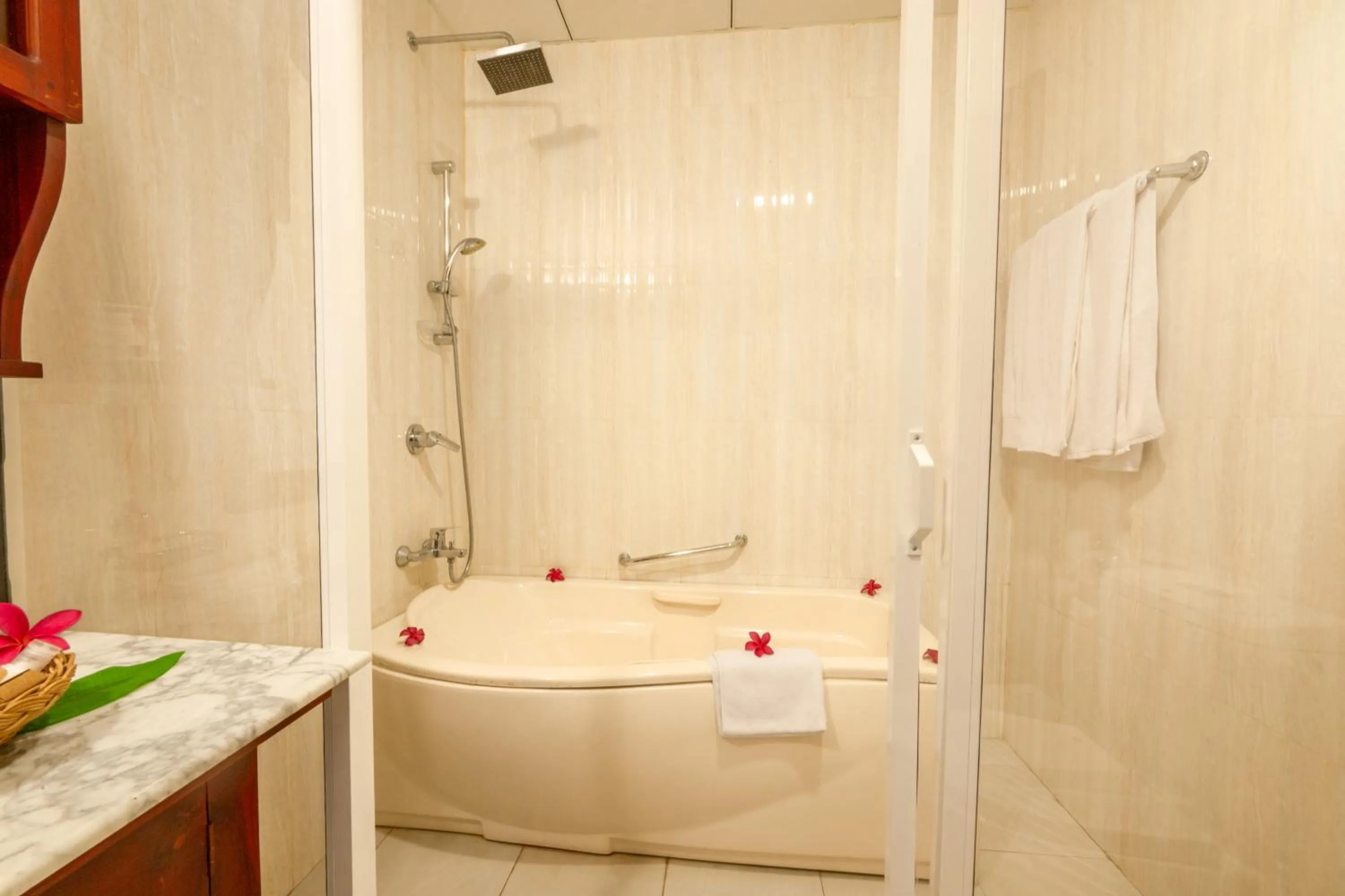 Bathroom in Centauria Lake Resort