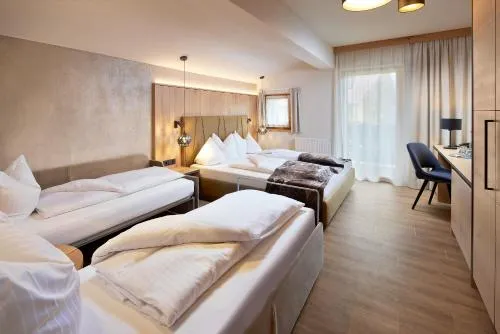 Hotel Margit