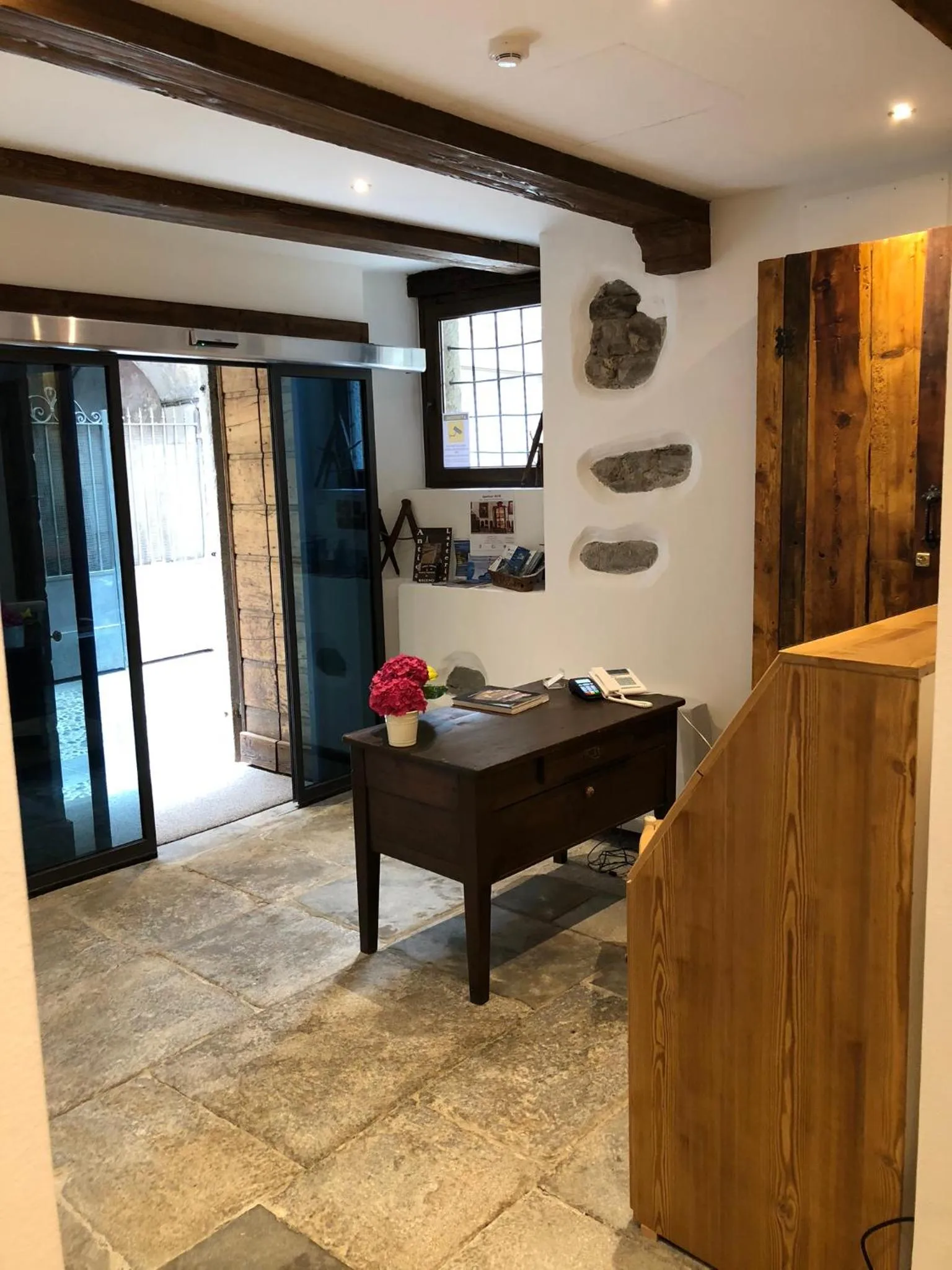 Property building in NicoMat Rooms