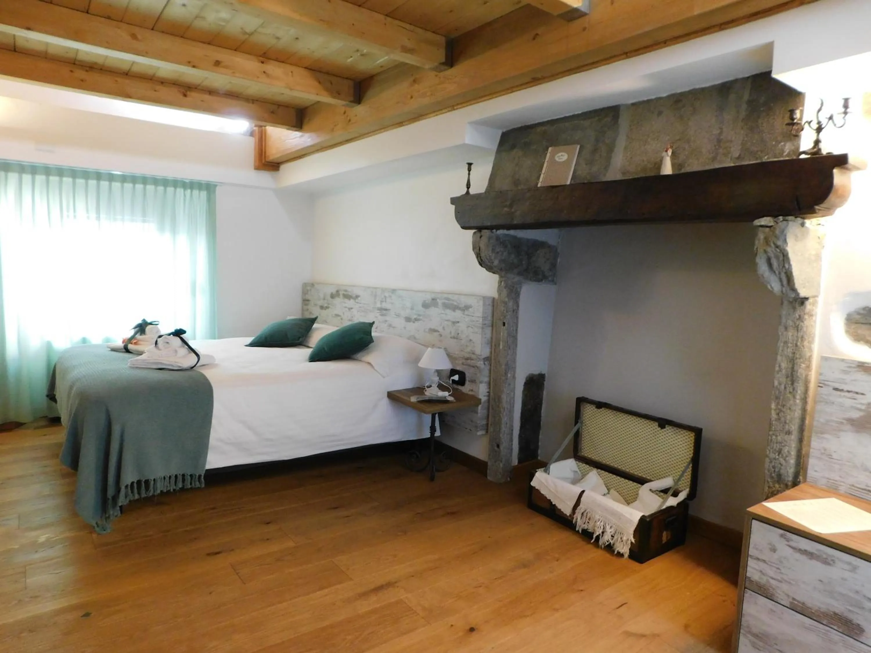 Bedroom, Bed in NicoMat Rooms