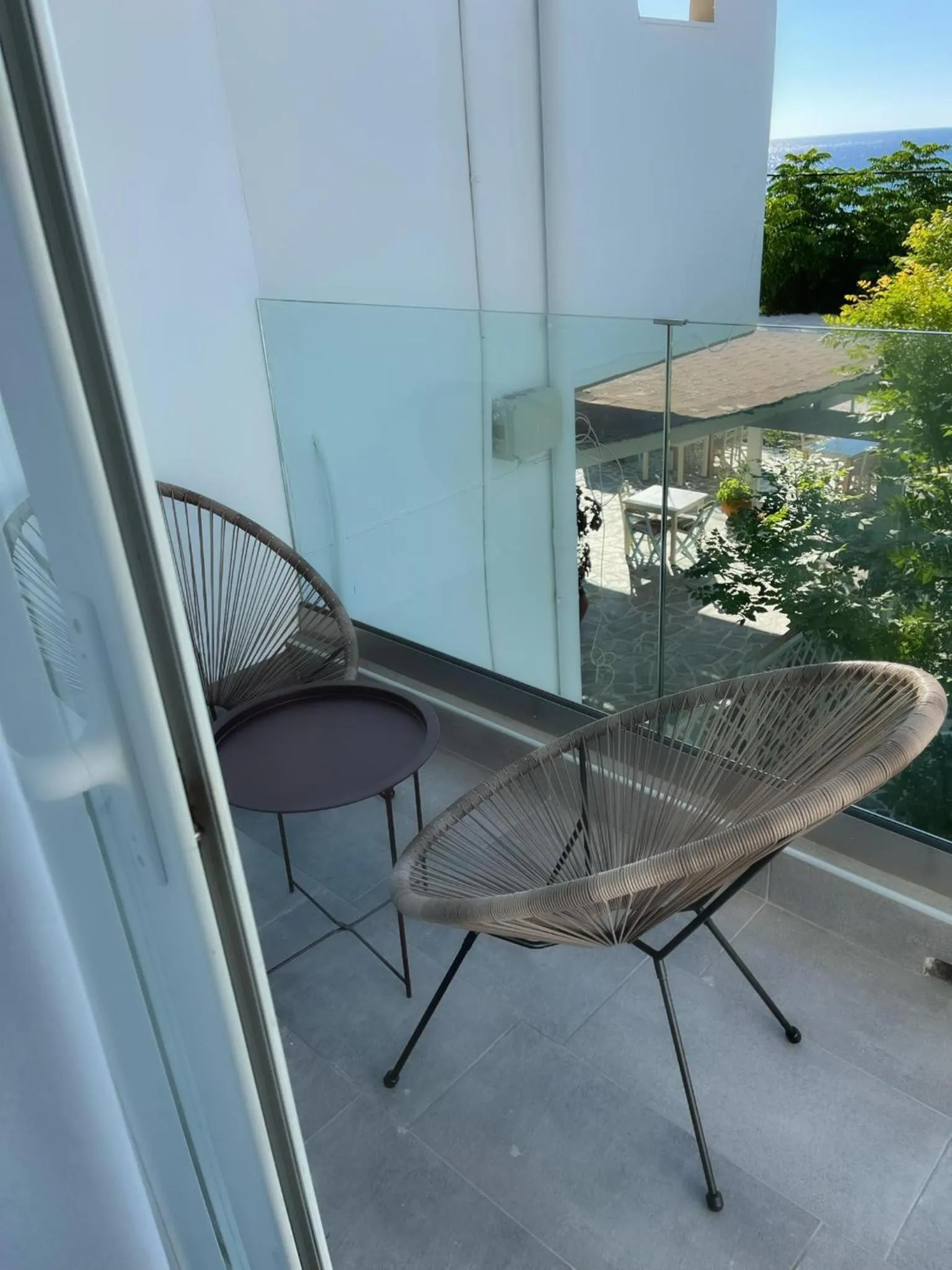 Delfini Beach Hotel & Suites