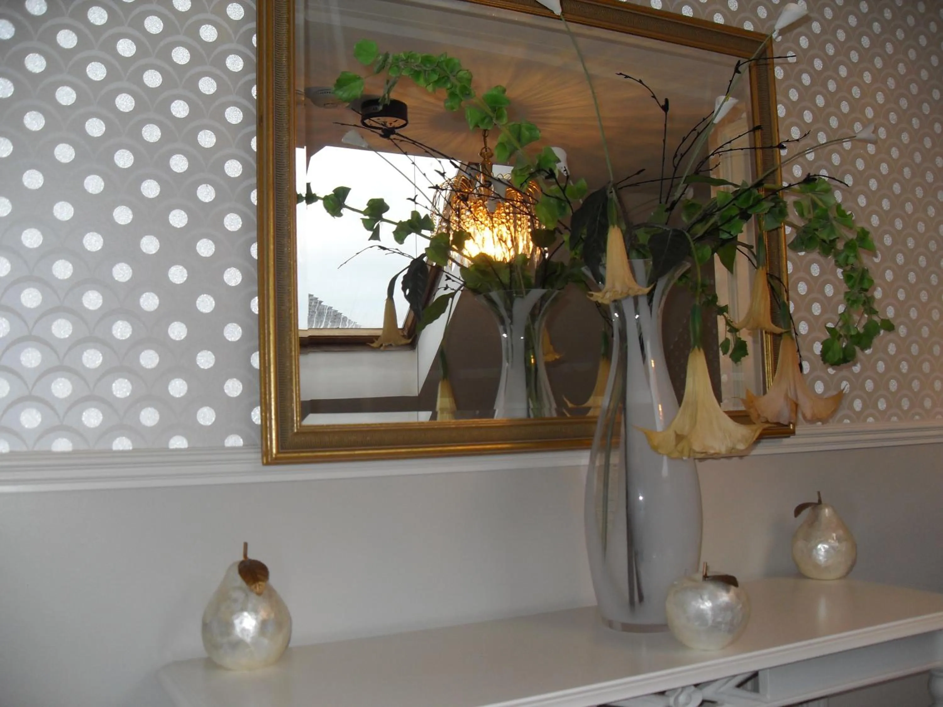 Lobby or reception in Jessop House