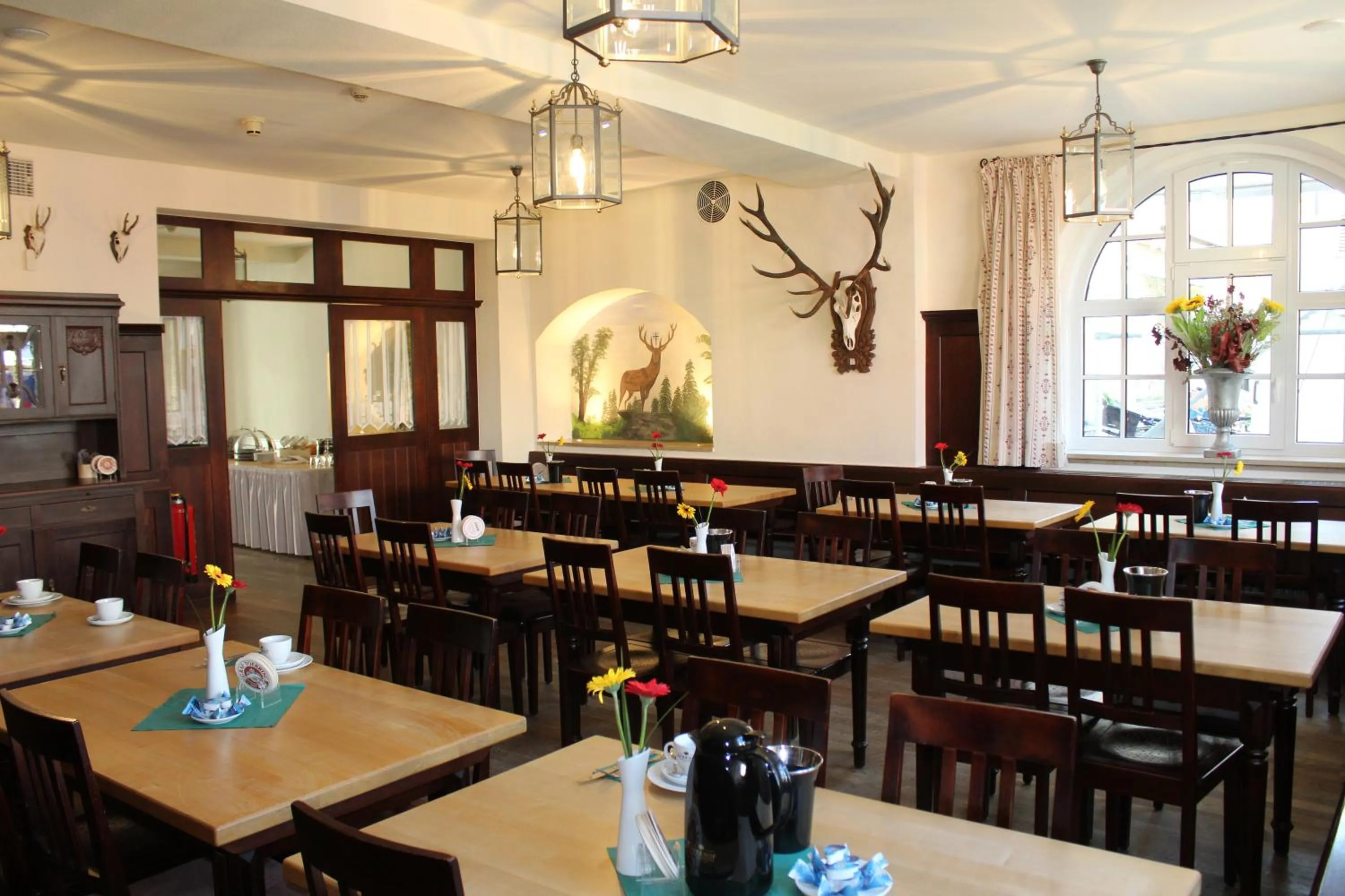 Restaurant/places to eat in Hotel Brauereigasthof Amberger