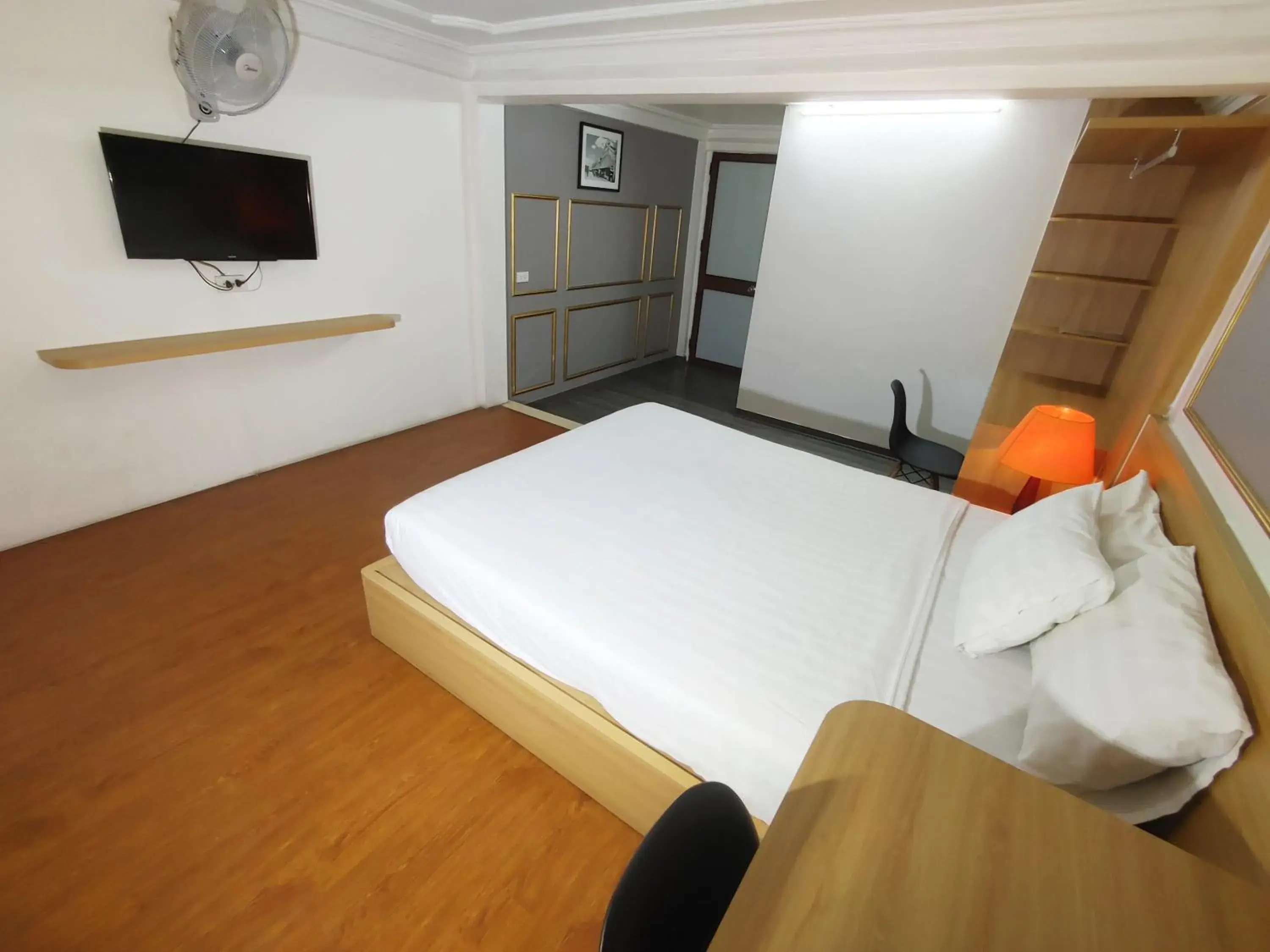 Bedroom, Bed in Hanoi Discovery Old Quarter Hotel Bedroom, Bed in Hanoi Discovery Old Quarter Hotel