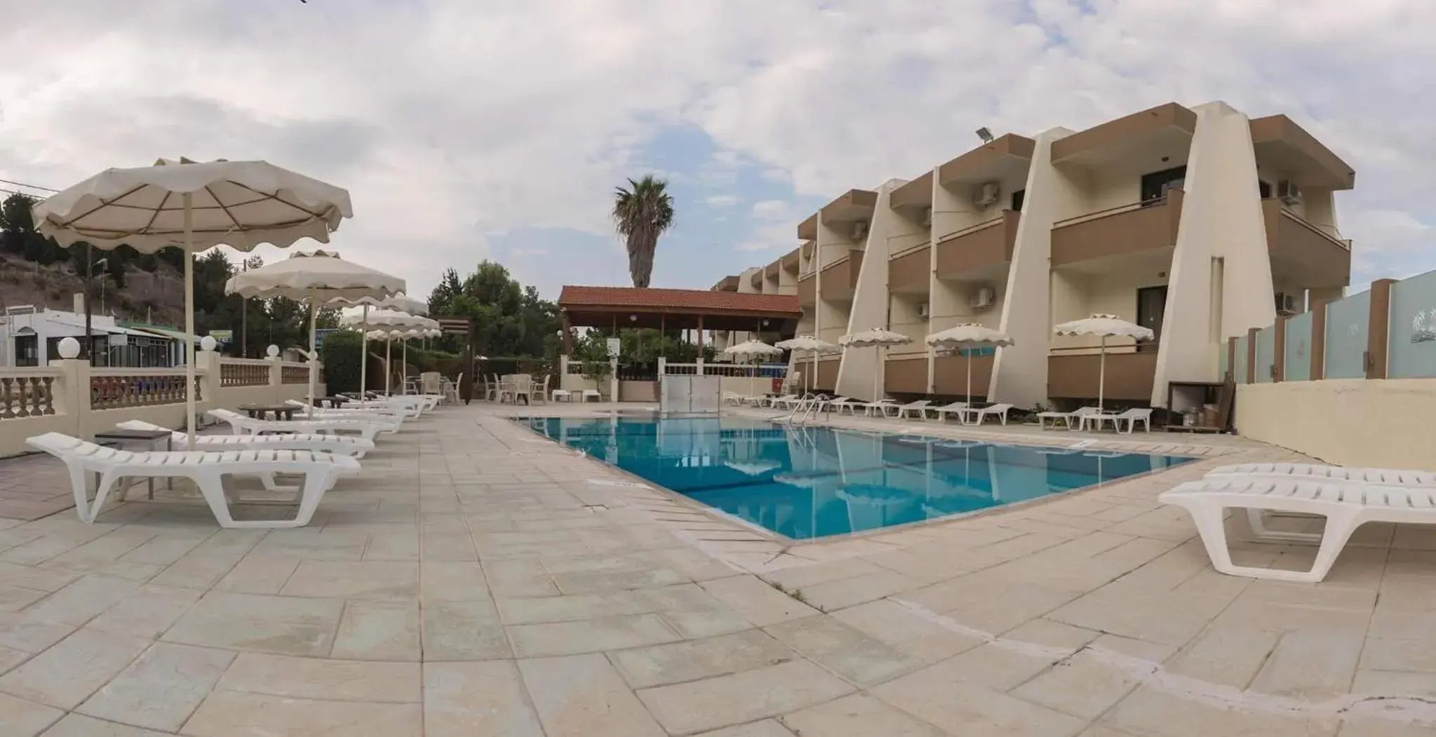 Pool view in Golden days Pool view in Golden days