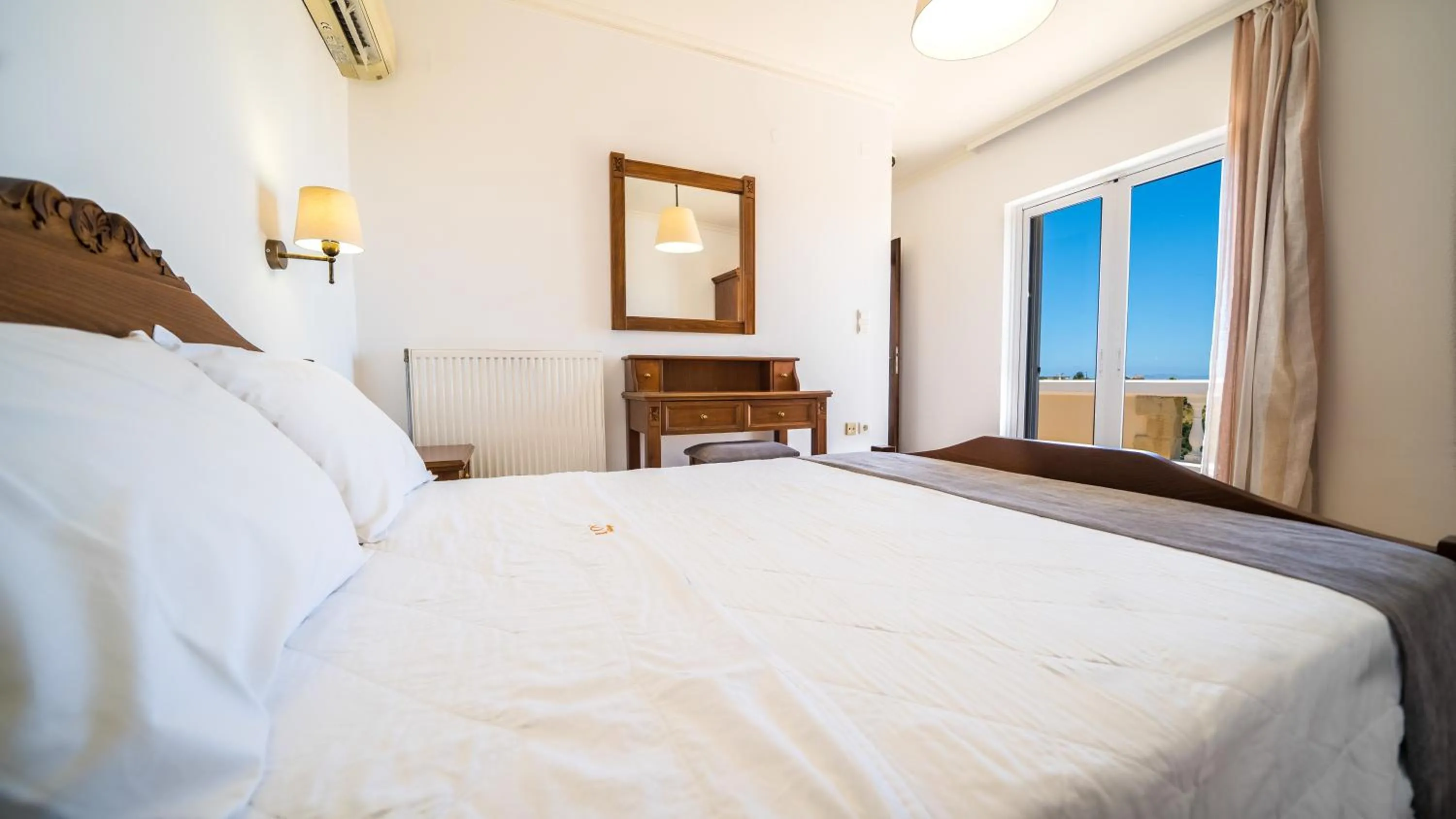 Bed in Ilios Village