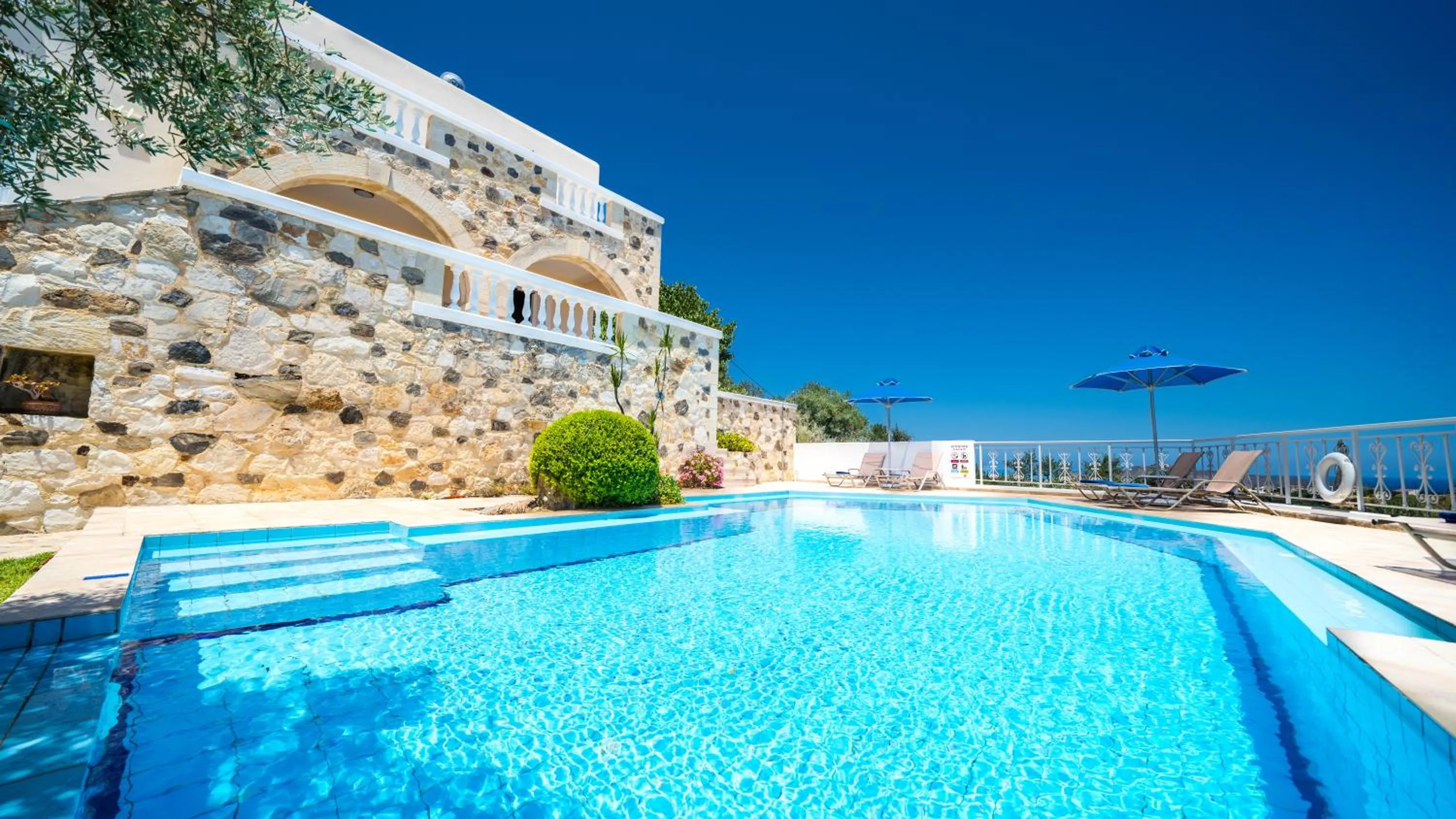 Property building in Ilios Village