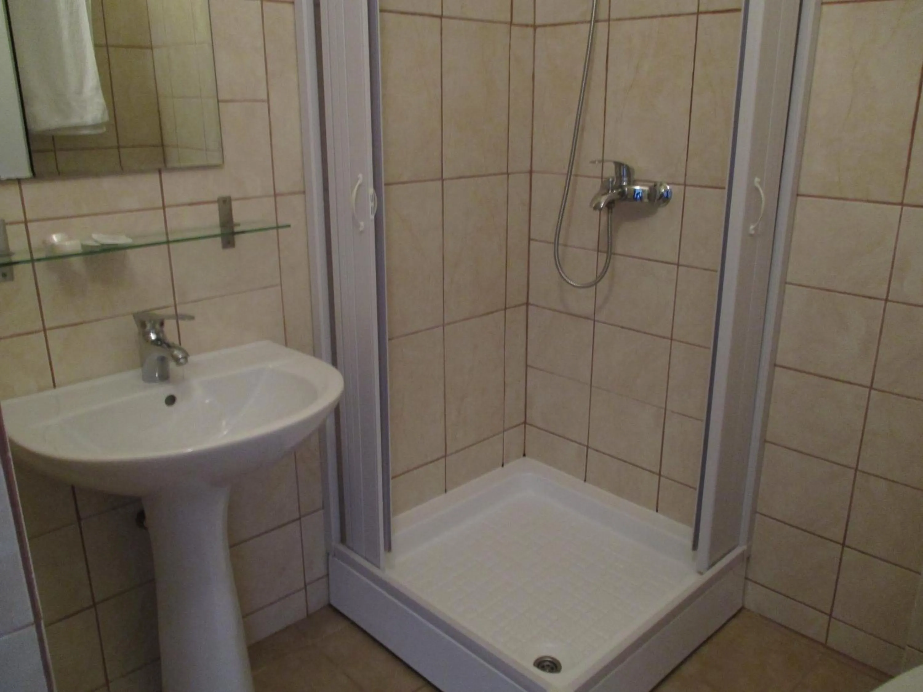 Bathroom in Hotel Uranus