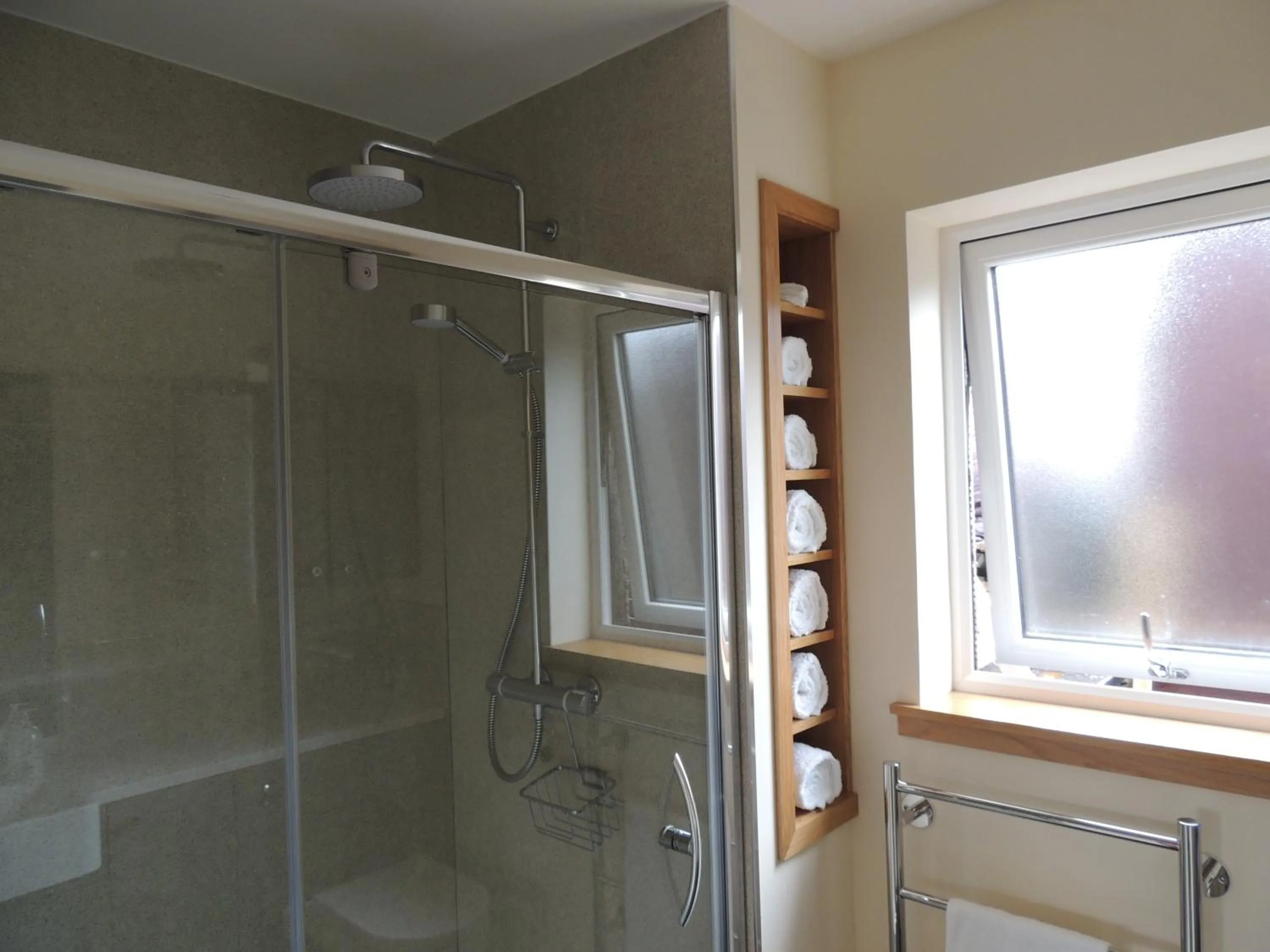 Bathroom in Heatherlea