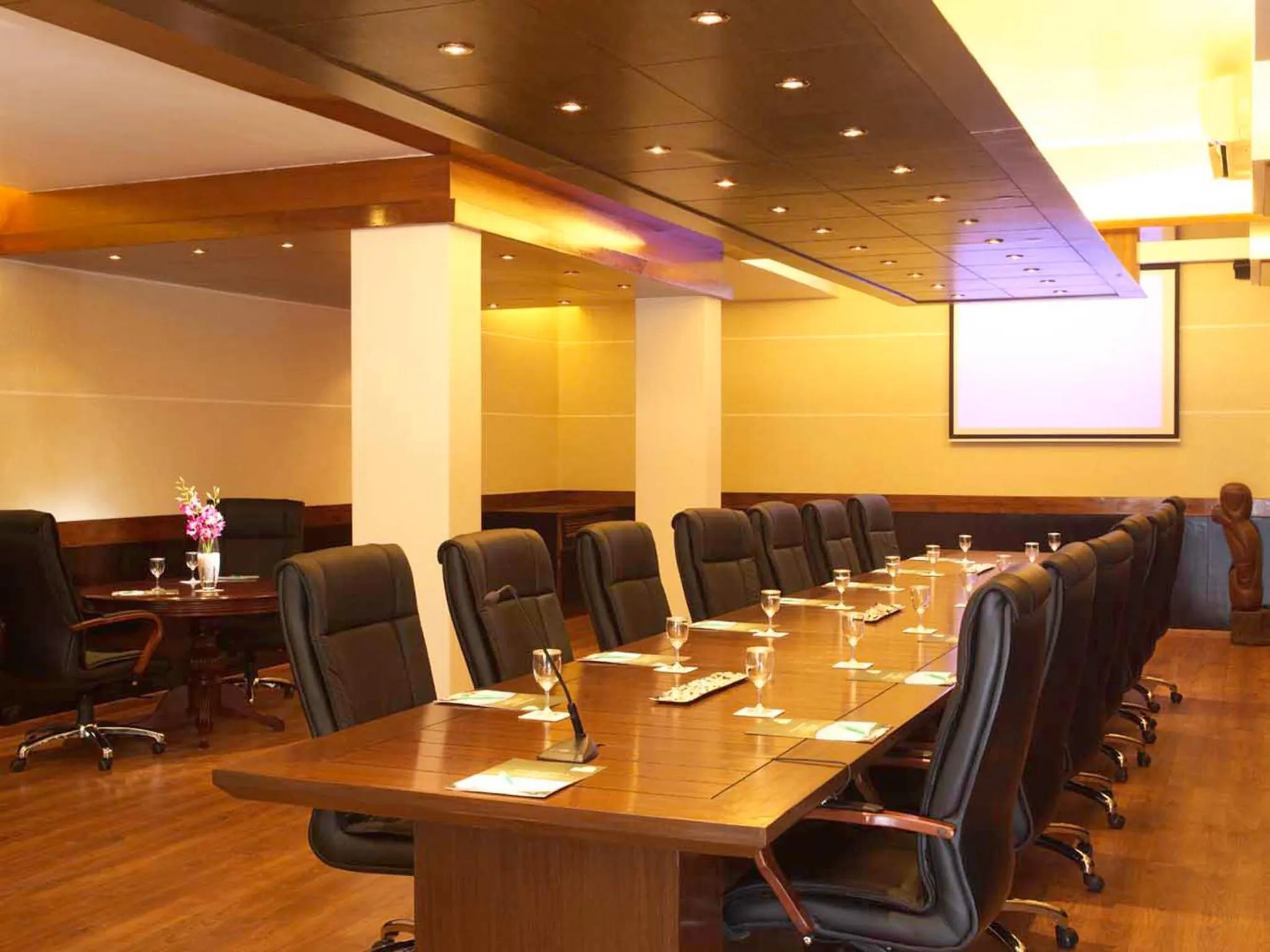 Business facilities in Brightland Resort & Spa