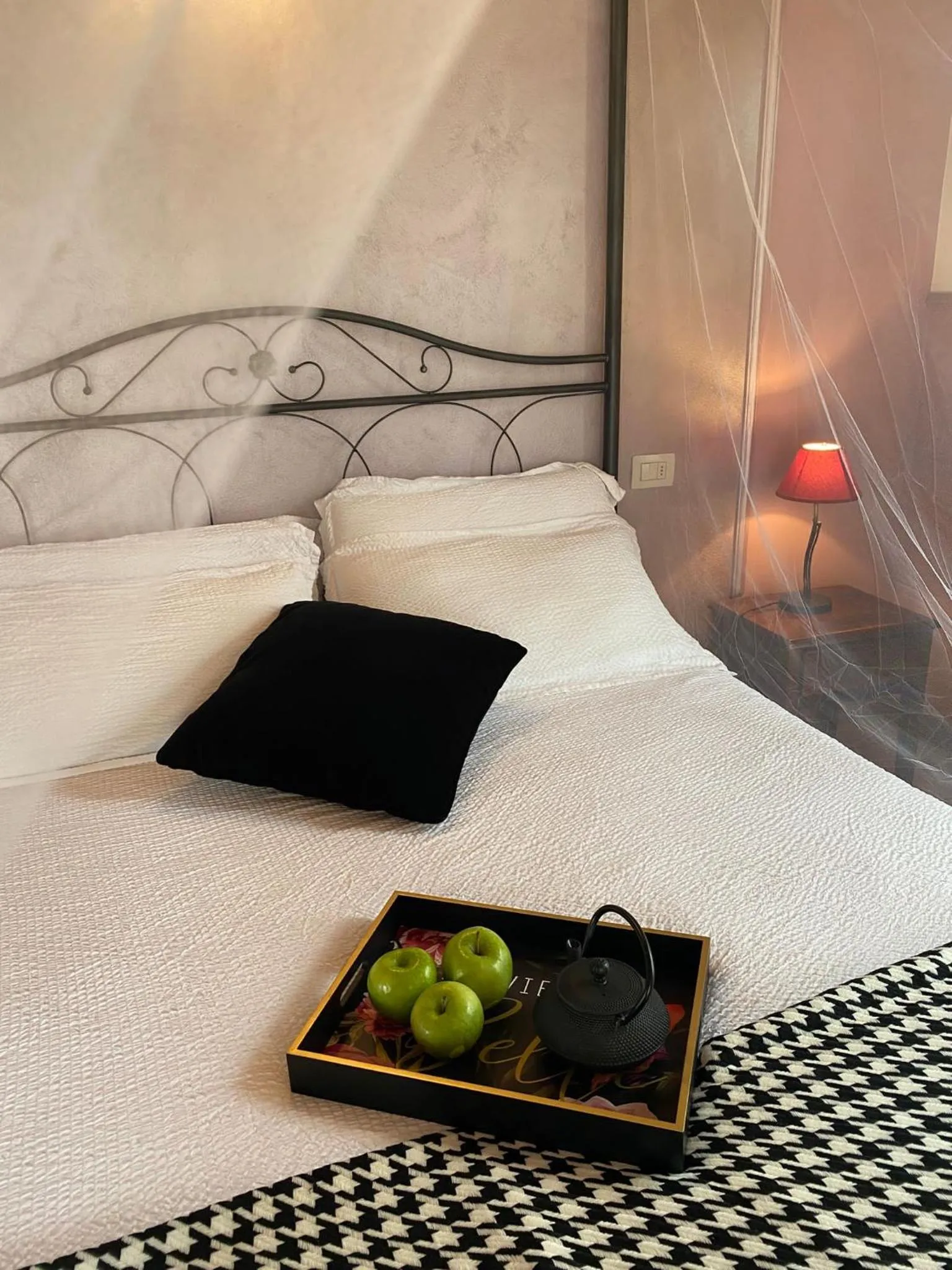 Bed in Ferretti Residence Garda Palace