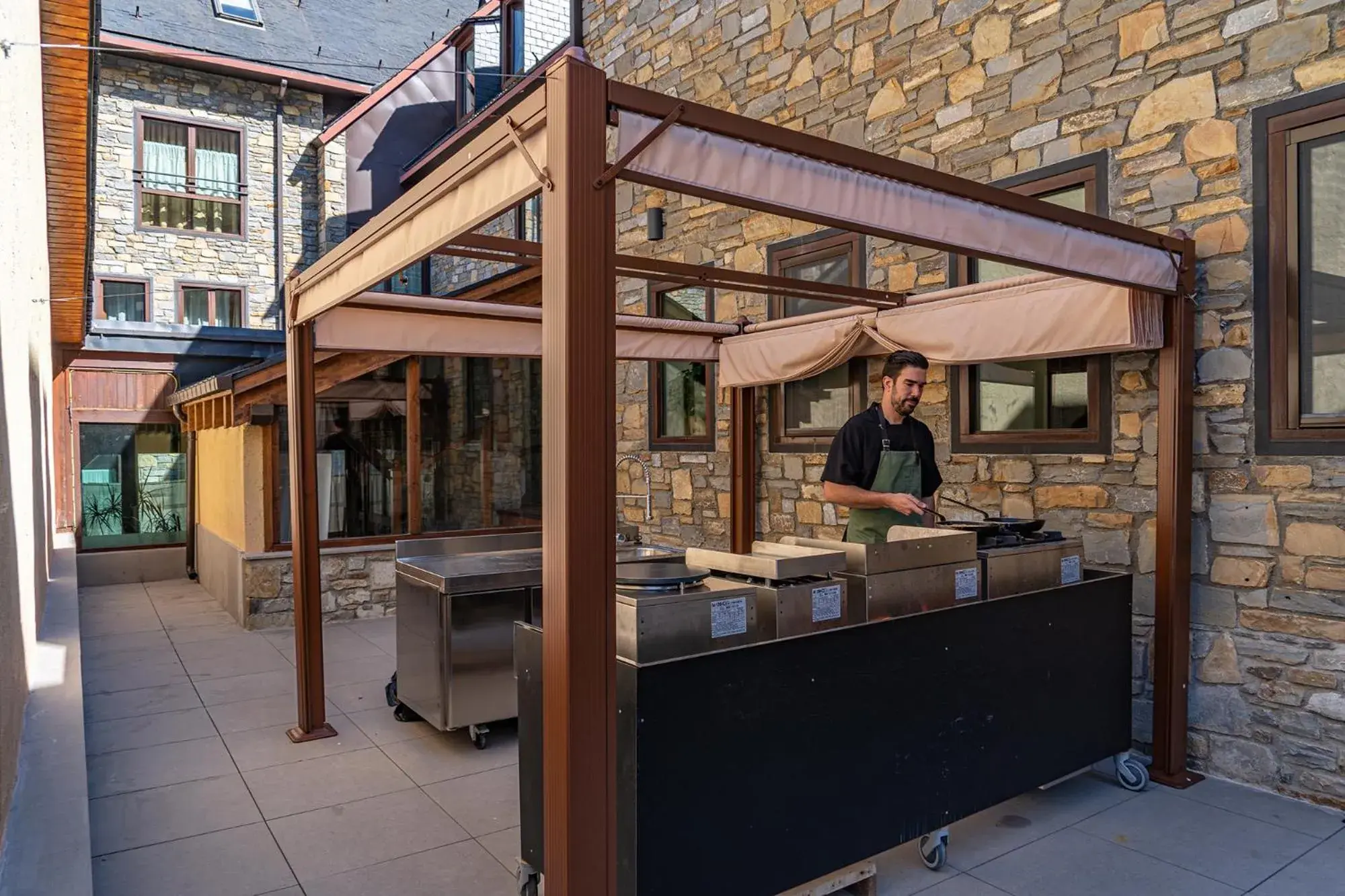 Property building in Hotel Vilagaros Property building in Hotel Vilagaros