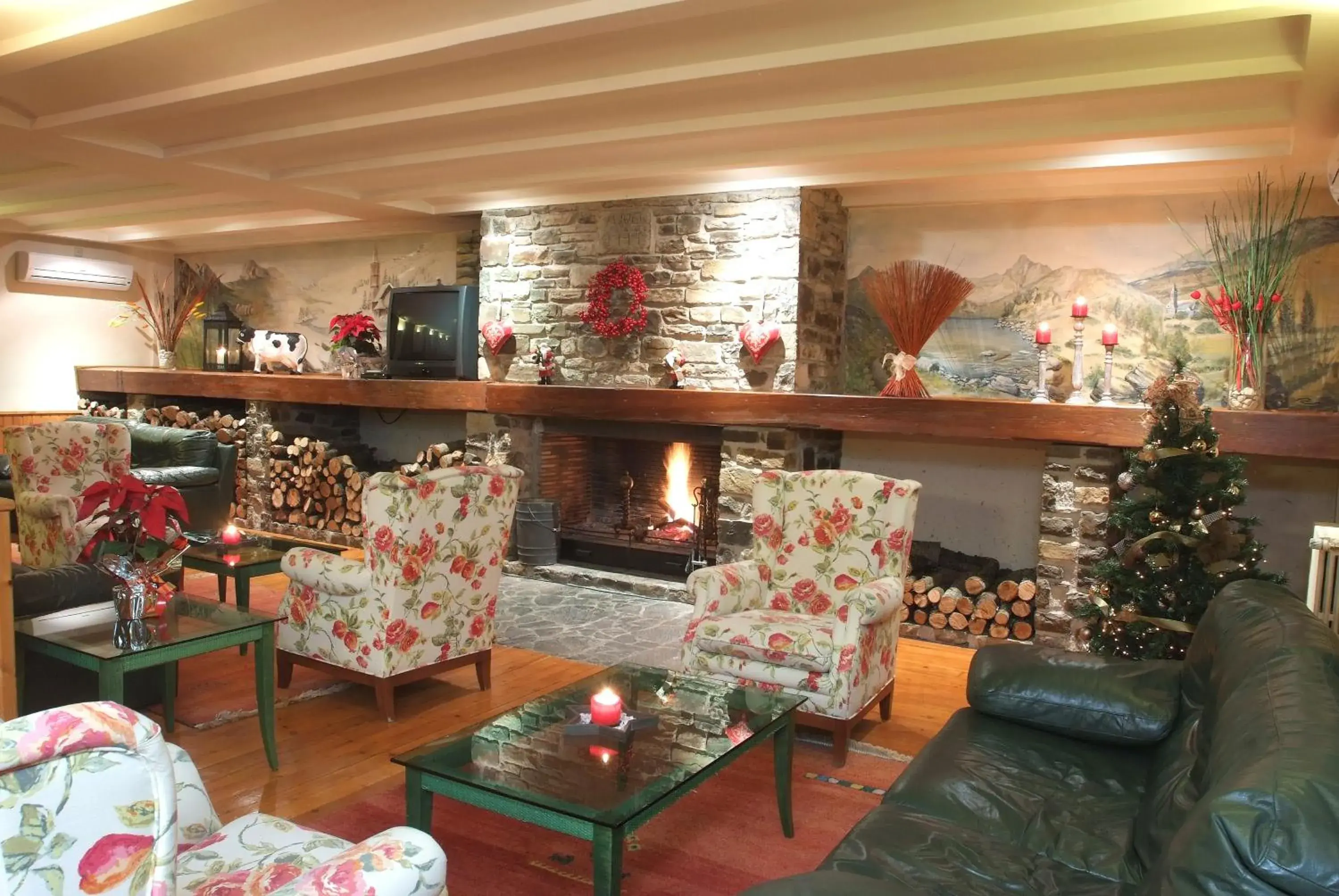 Lounge or bar in Hotel Vilagaros Lounge or bar in Hotel Vilagaros