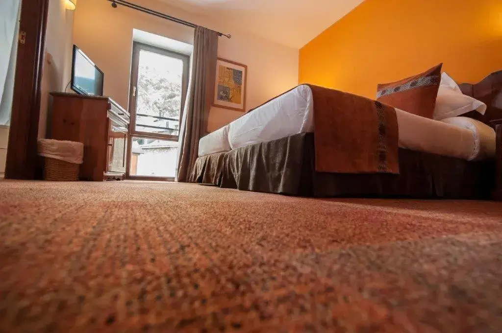 Duplex Triple Room in Hotel Vilagaros Duplex Triple Room in Hotel Vilagaros