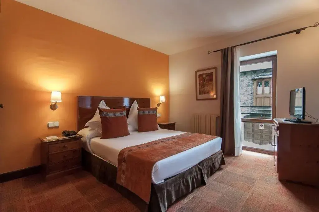 Superior Double Room in Hotel Vilagaros Superior Double Room in Hotel Vilagaros