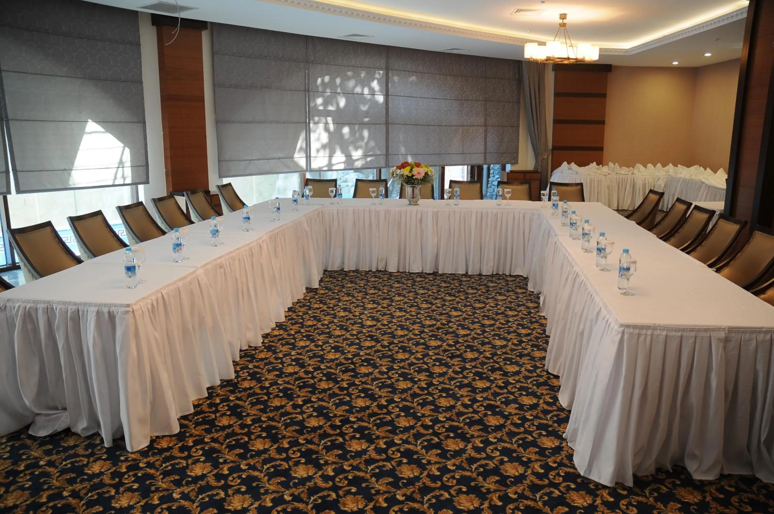 Business facilities in Paradise Island Hotel