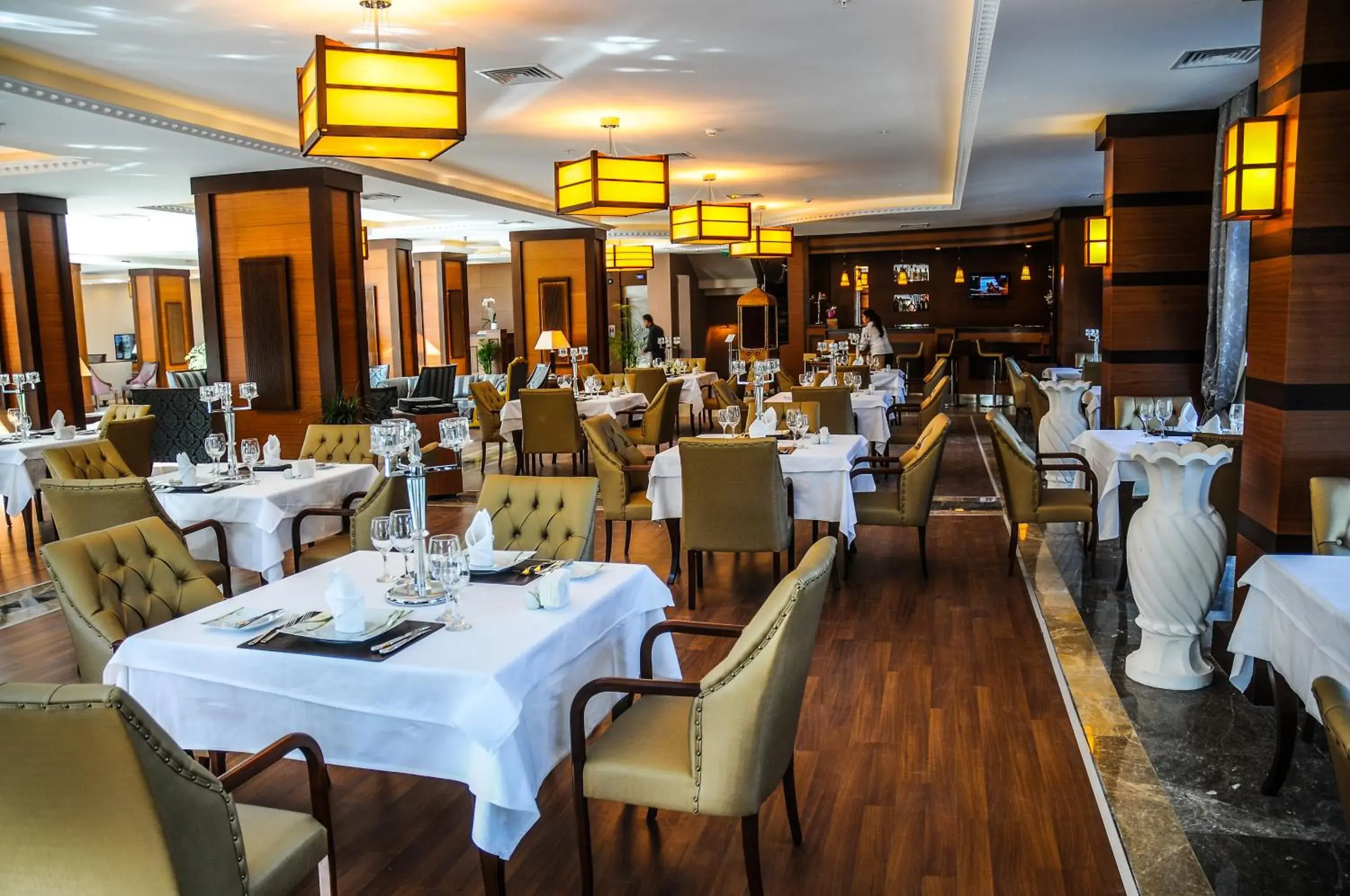 Restaurant/places to eat in Paradise Island Hotel Restaurant/places to eat in Paradise Island Hotel