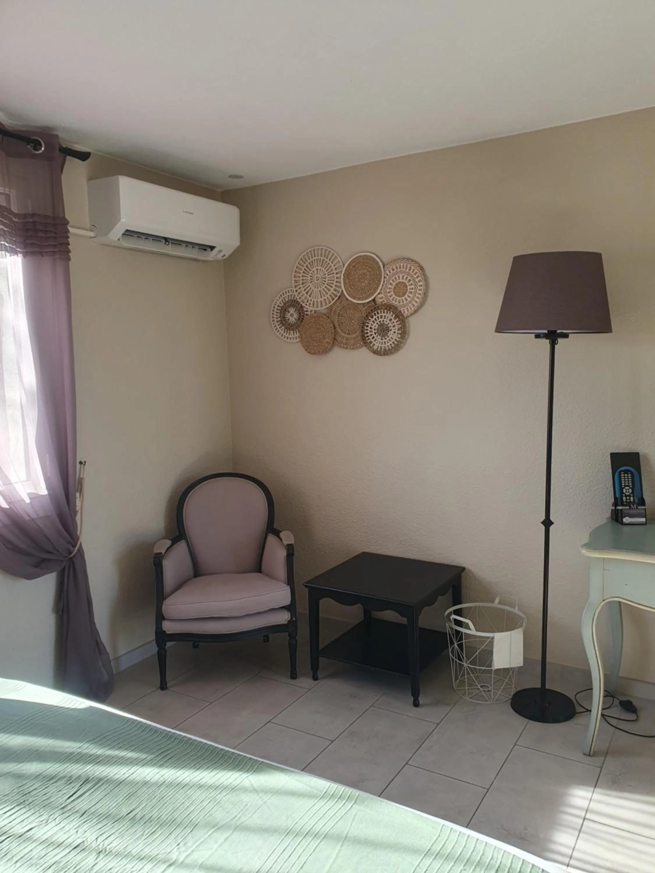 Decorative detail in Le Mas des Quintrands Manosque - Motel de charme