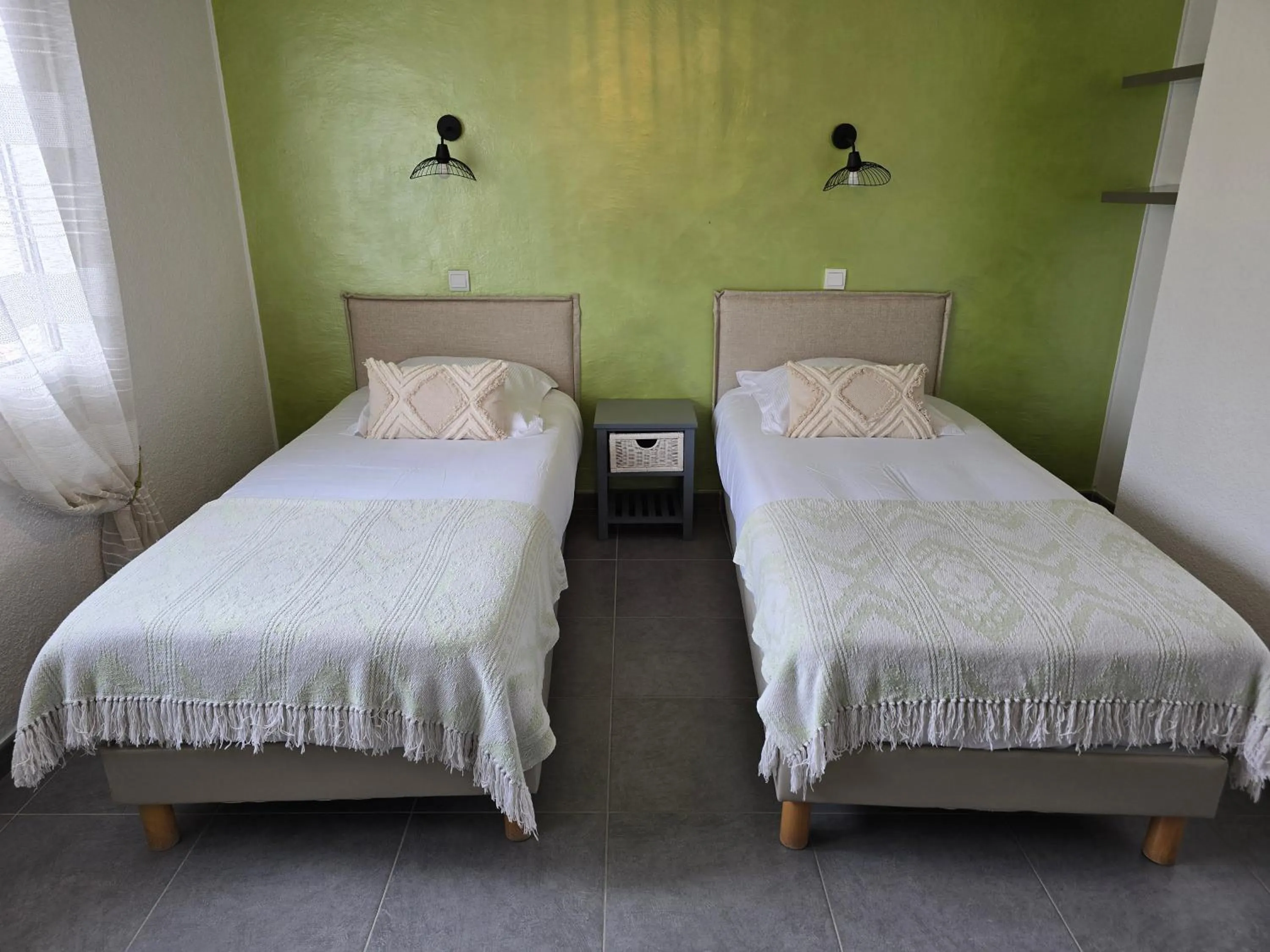 Bed in Le Mas des Quintrands Manosque - Motel de charme