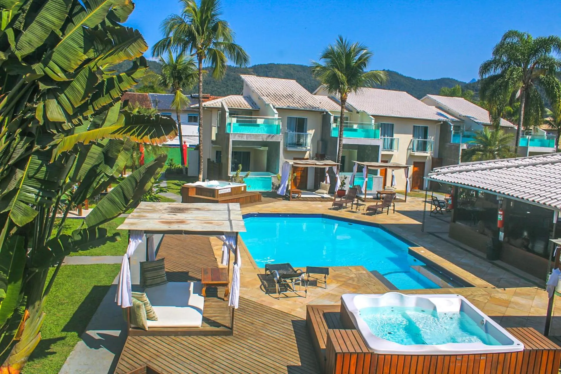 Pool view in Pousada Villa del Sol