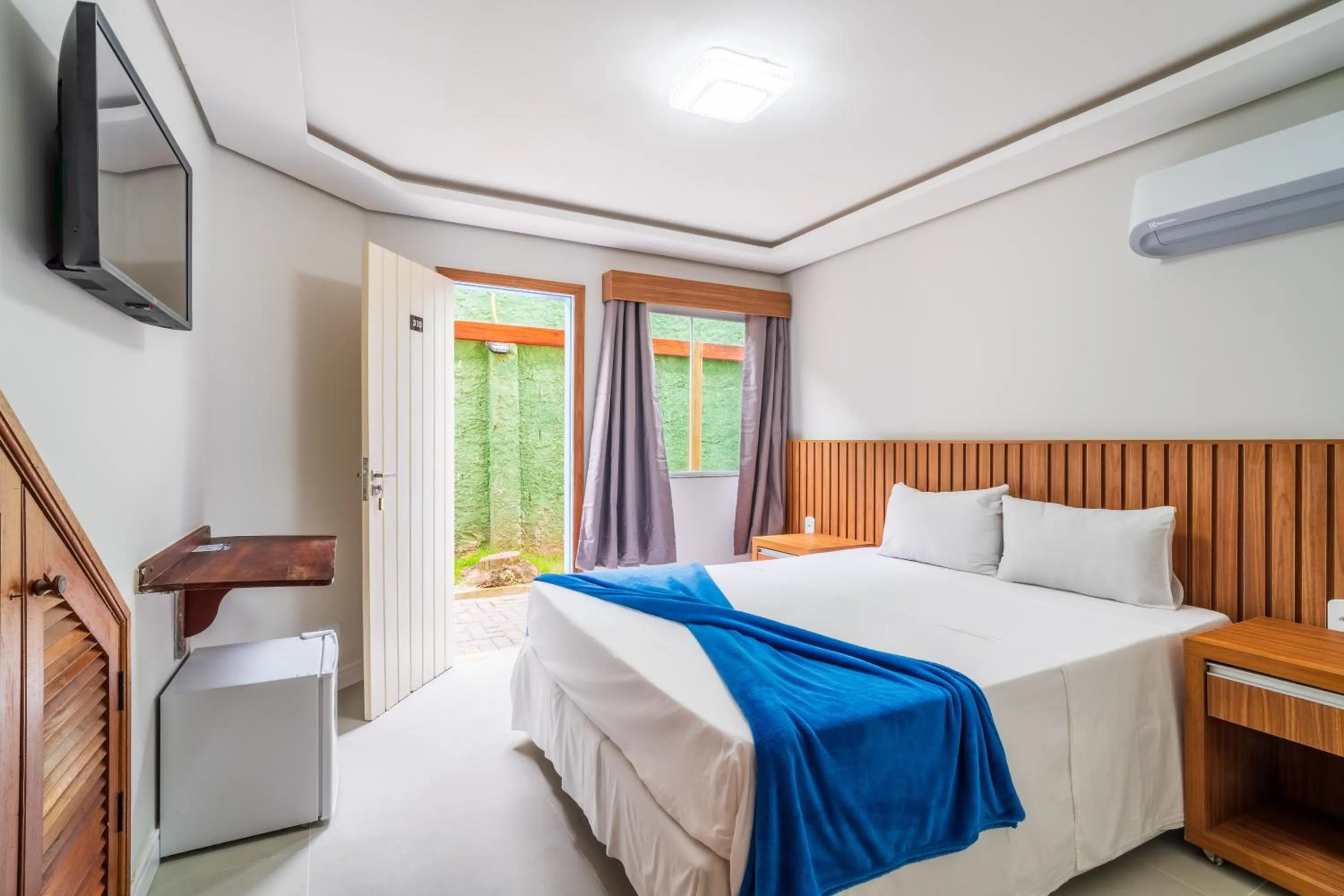 Bedroom, Bed in Pousada Villa del Sol