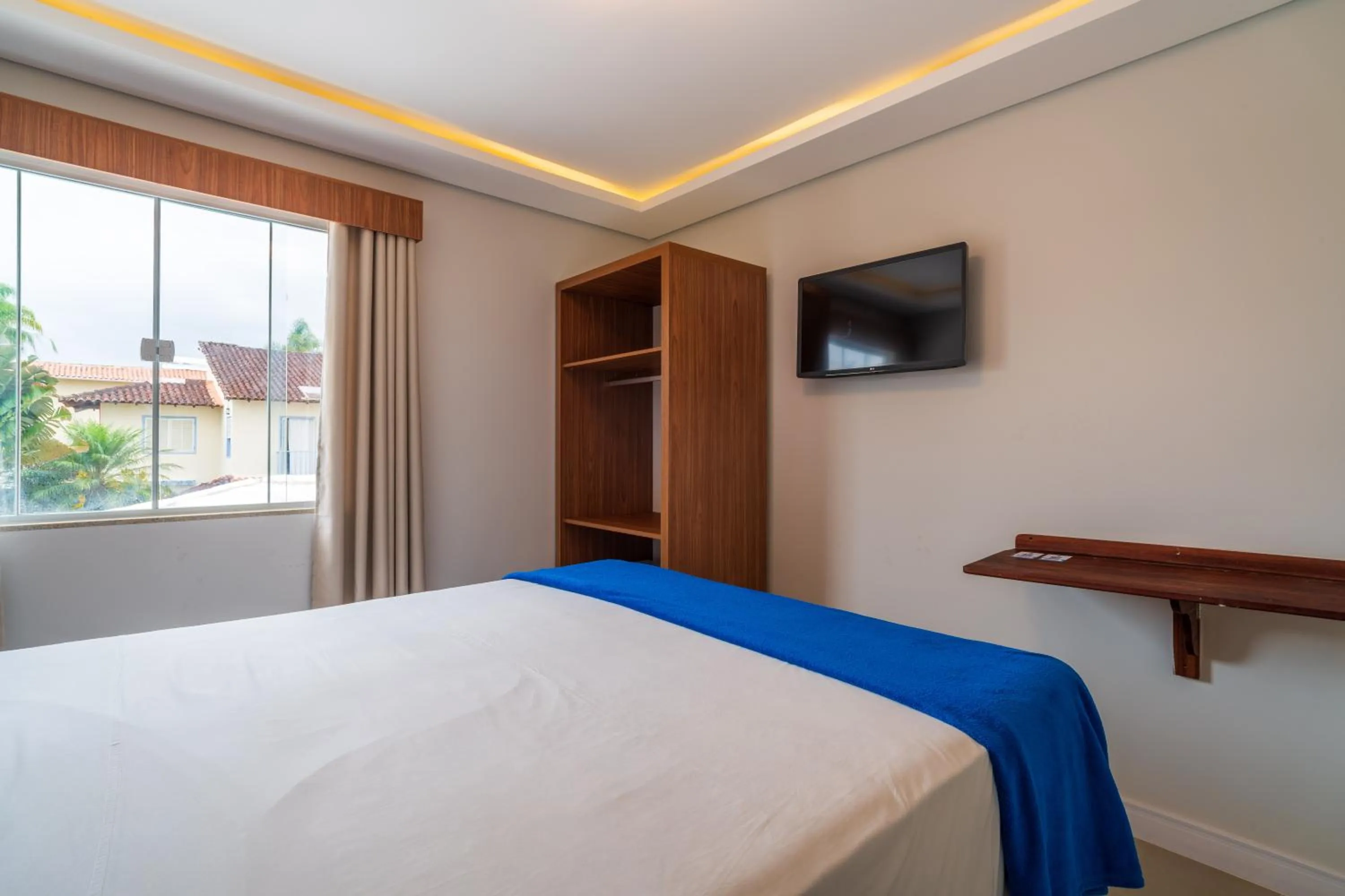 Photo of the whole room, Bed in Pousada Villa del Sol