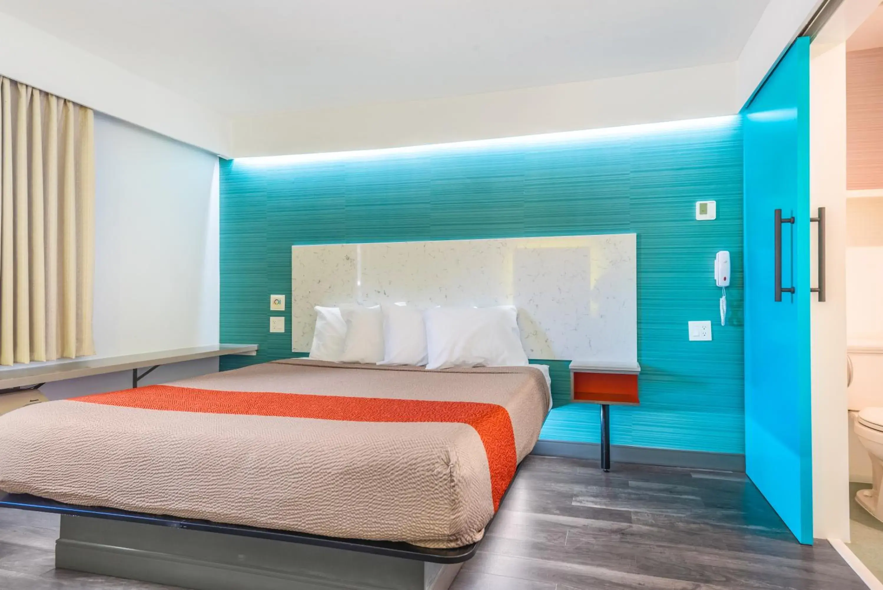 Bedroom, Bed in Solo Motel Broadway Bedroom, Bed in Solo Motel Broadway