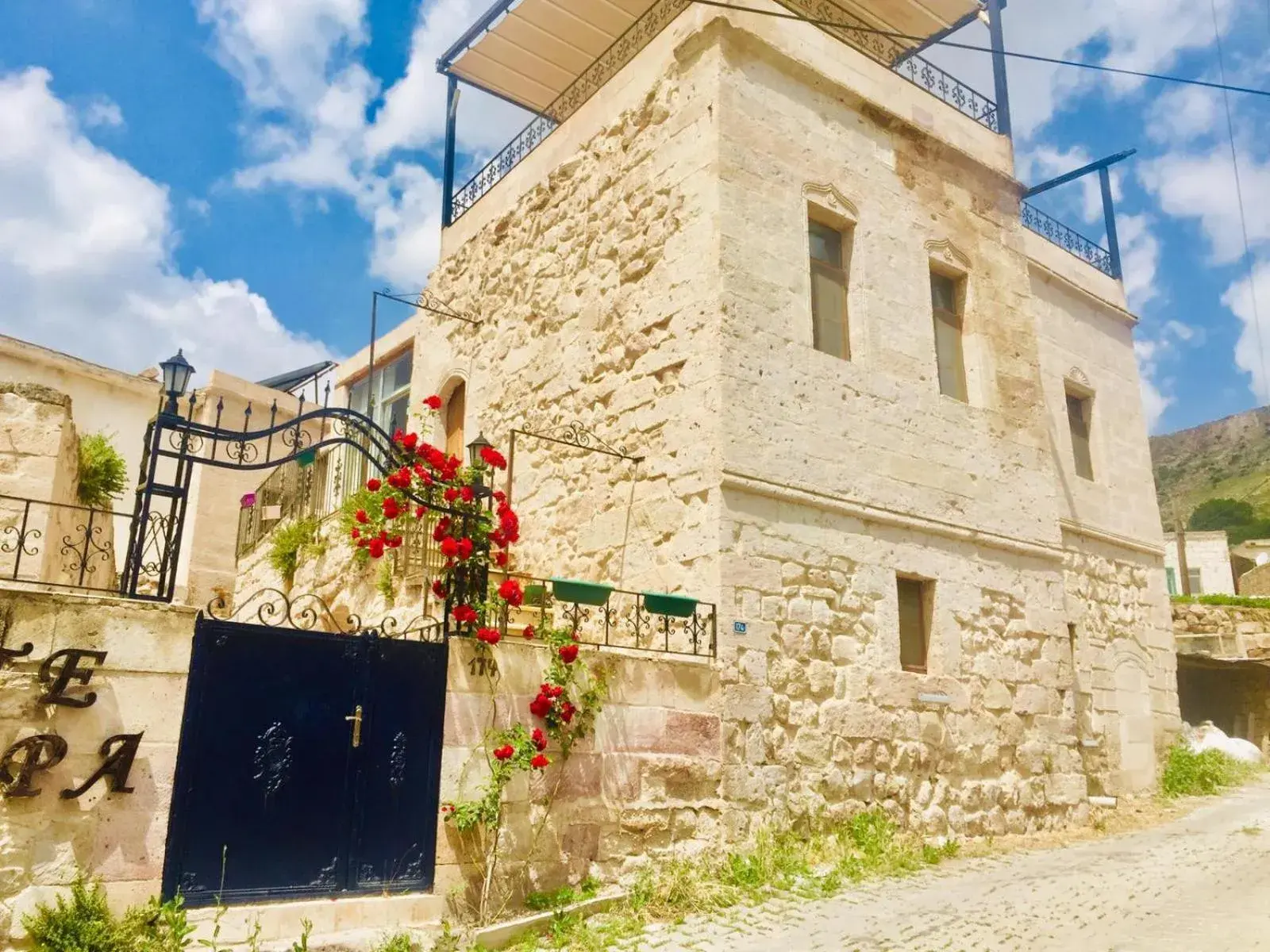Monte Cappa Cave House Monte Cappa Cave House