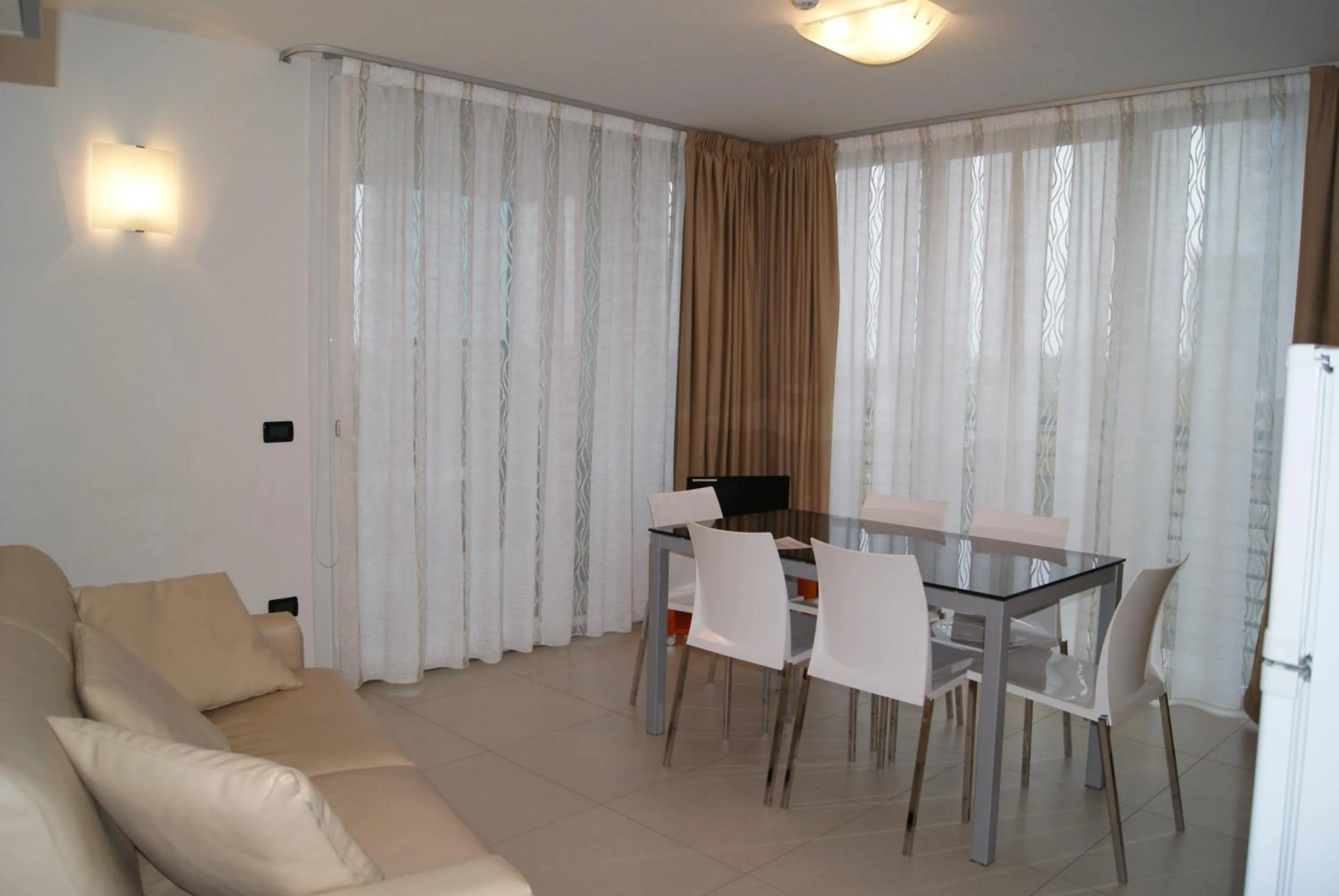 Dining area in Residence Aprilia