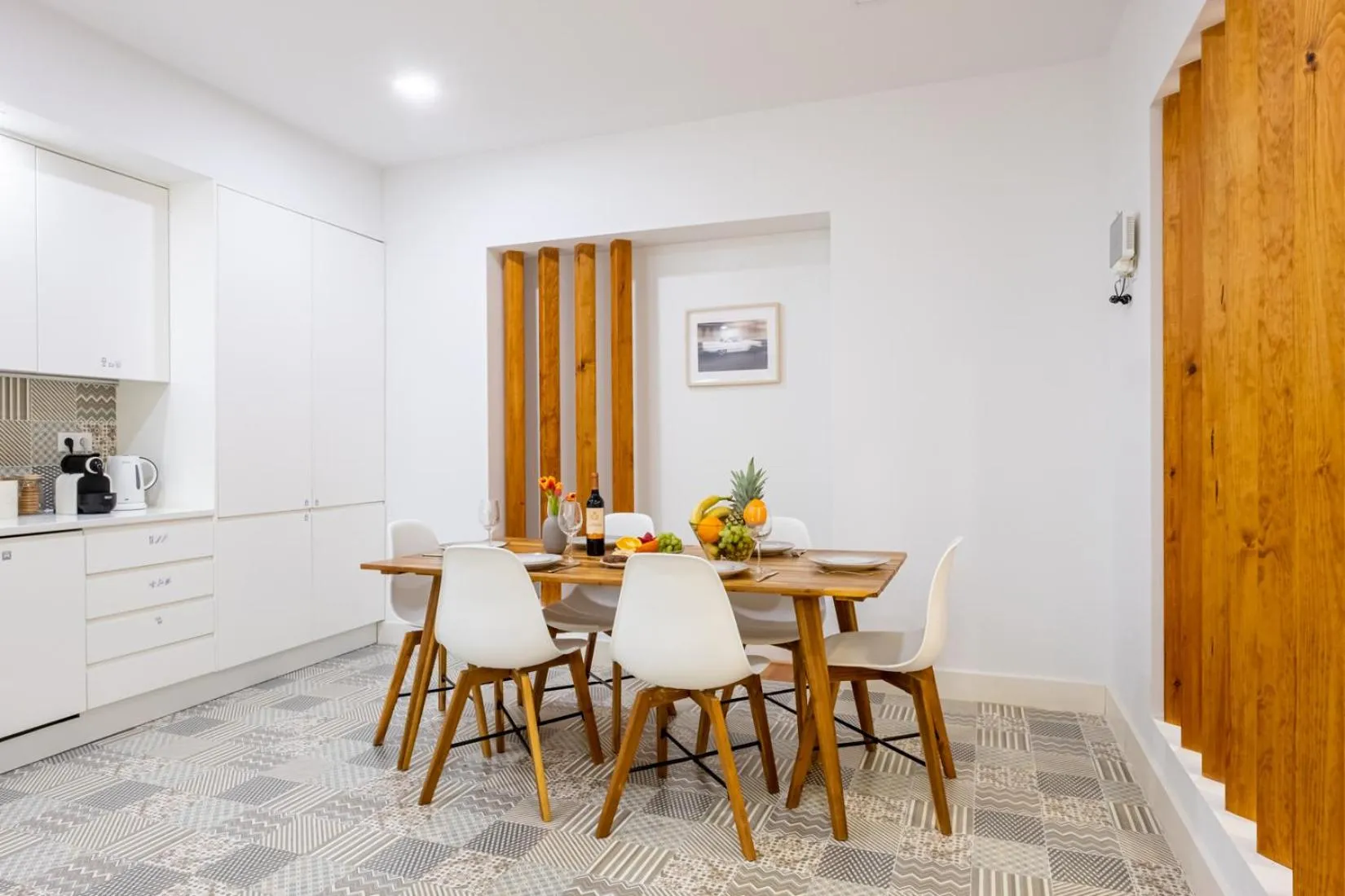 Kitchen or kitchenette in Hola Lisbon Suites