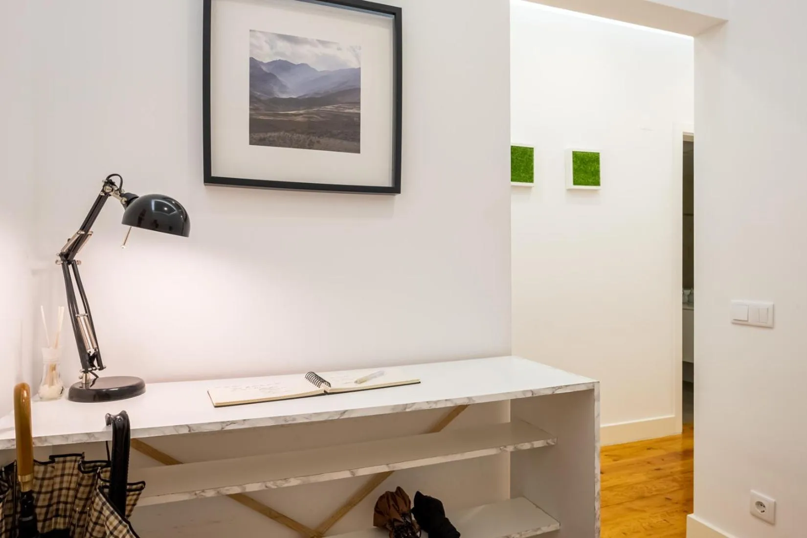 Facade/entrance in Hola Lisbon Suites