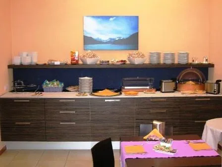 Restaurant/places to eat in Rosso Frizzante