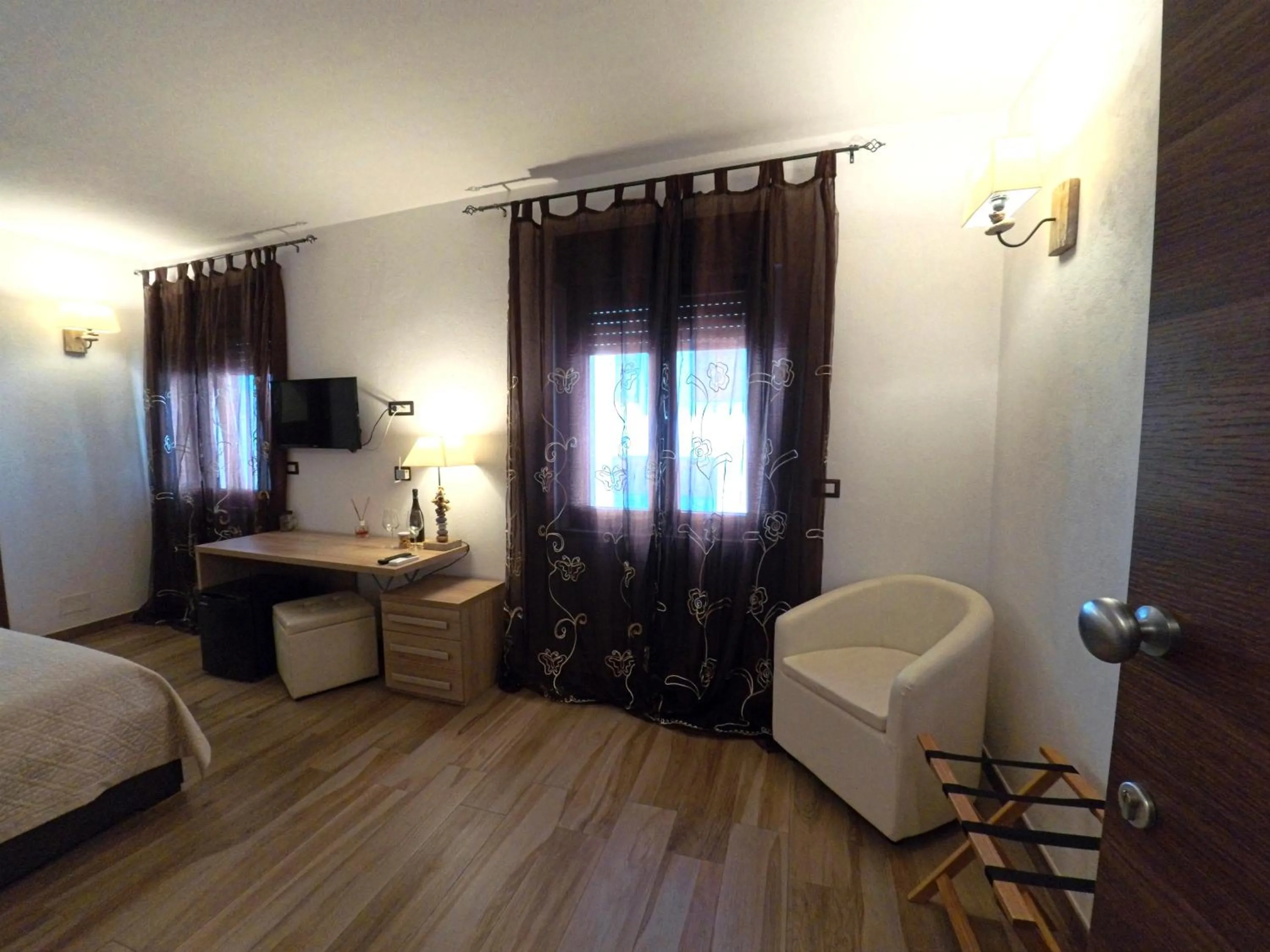 Bed in Sunset Bed and Breakfast