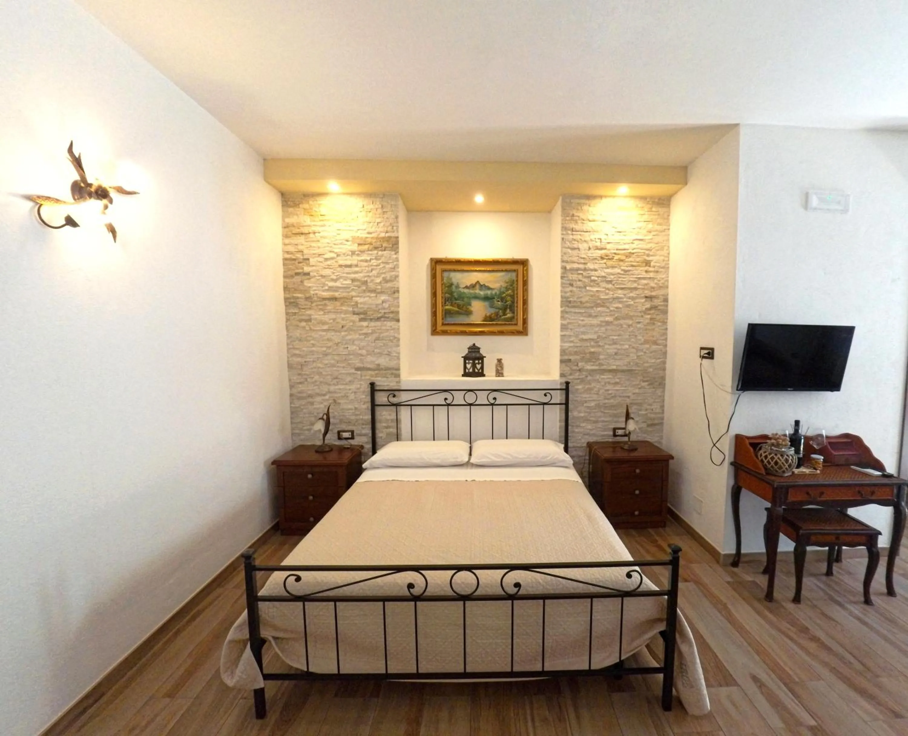 Bed in Sunset Bed and Breakfast