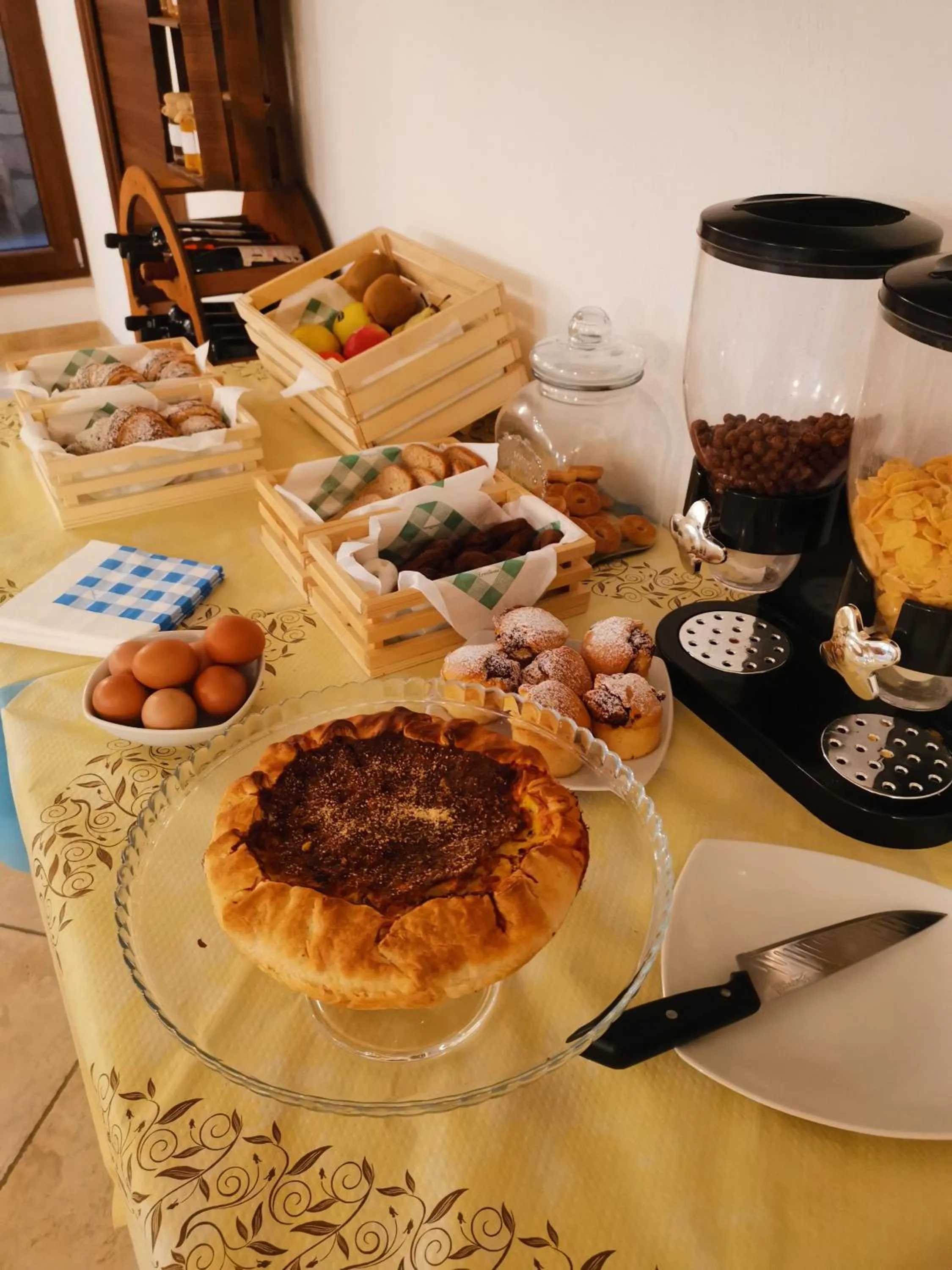 Breakfast in Sunset Bed and Breakfast