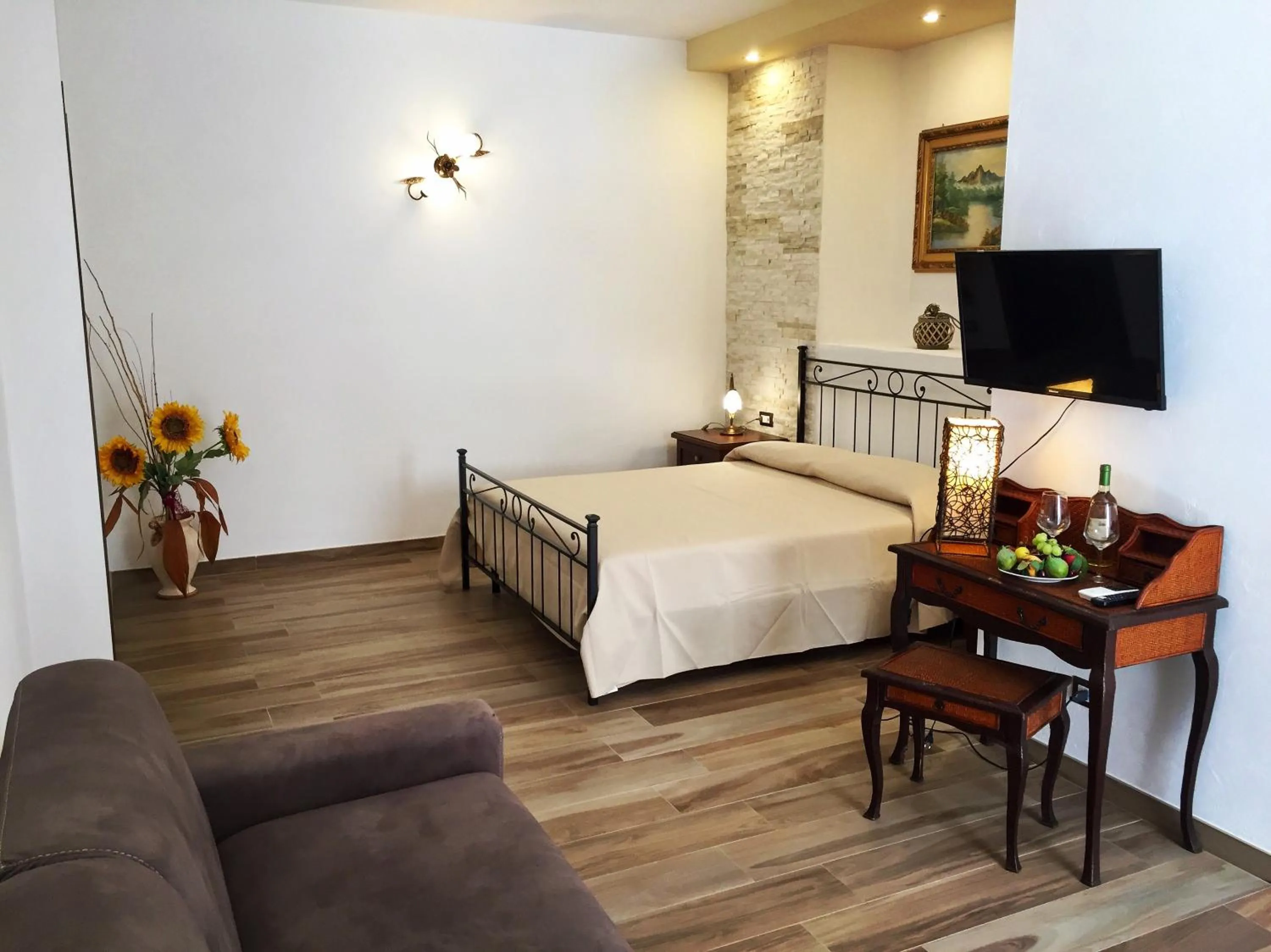 TV and multimedia, Bed in Sunset Bed and Breakfast