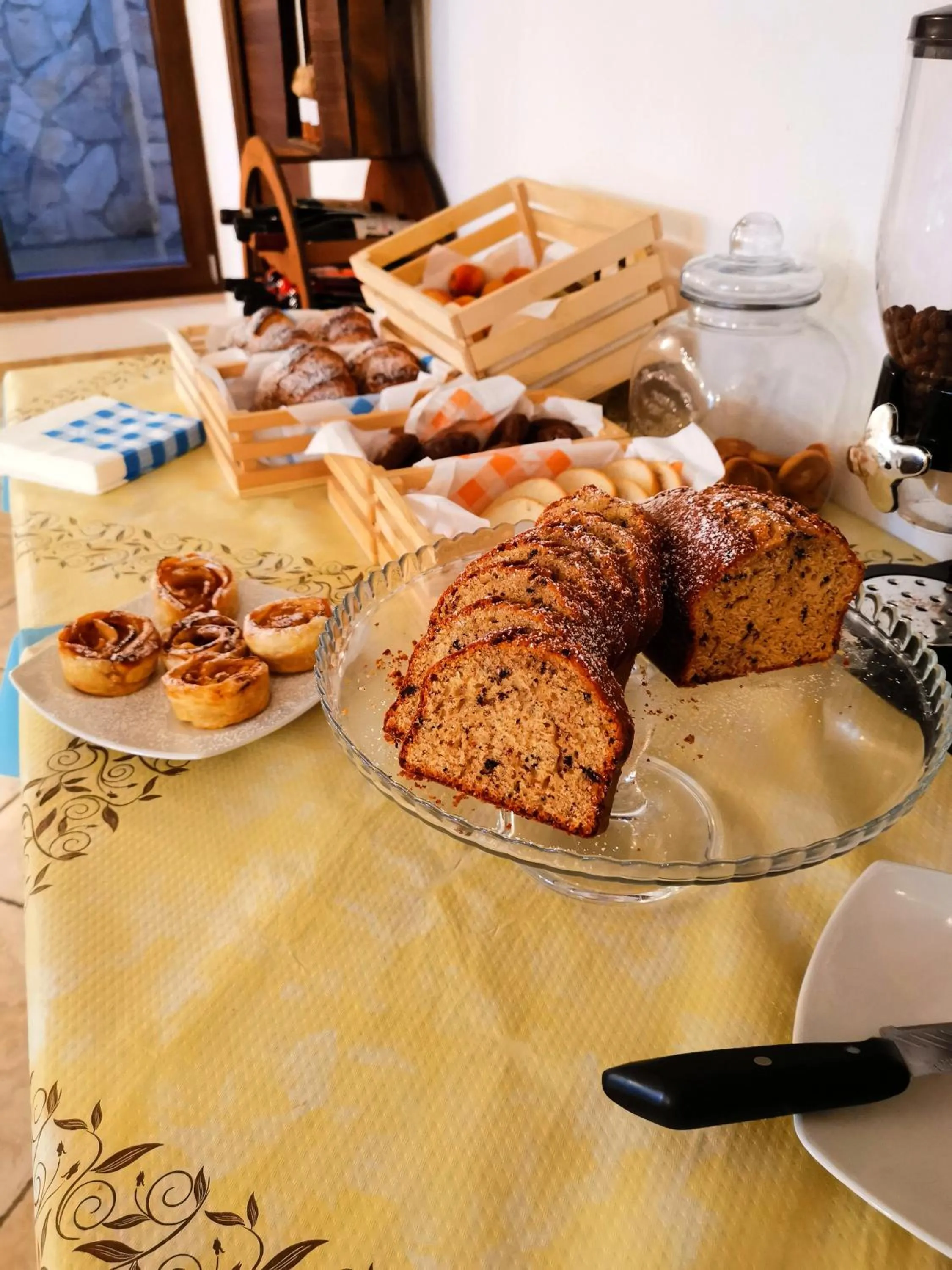 Breakfast in Sunset Bed and Breakfast