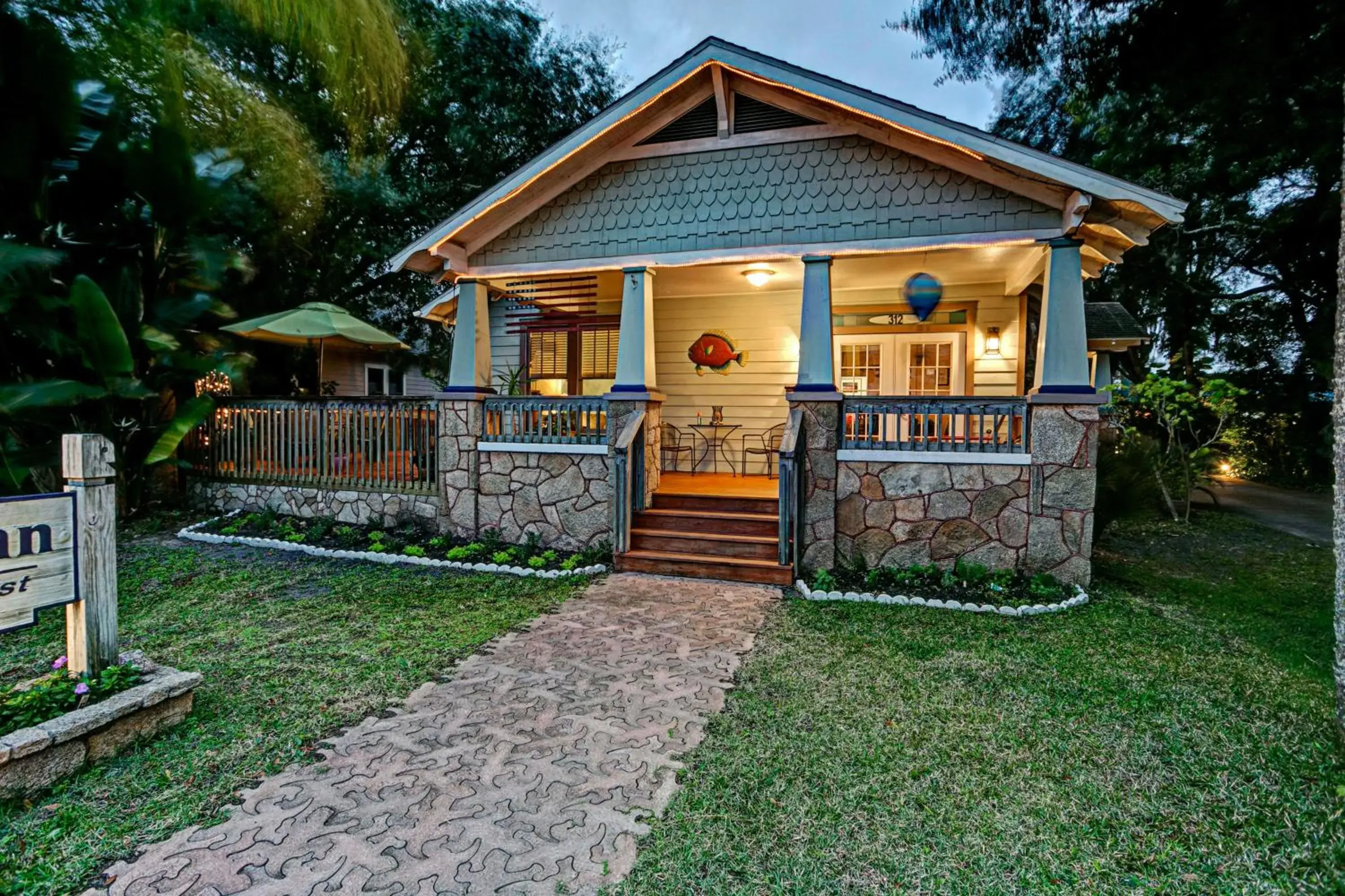 Anchor Inn NSB Bed and Breakfast Anchor Inn NSB Bed and Breakfast