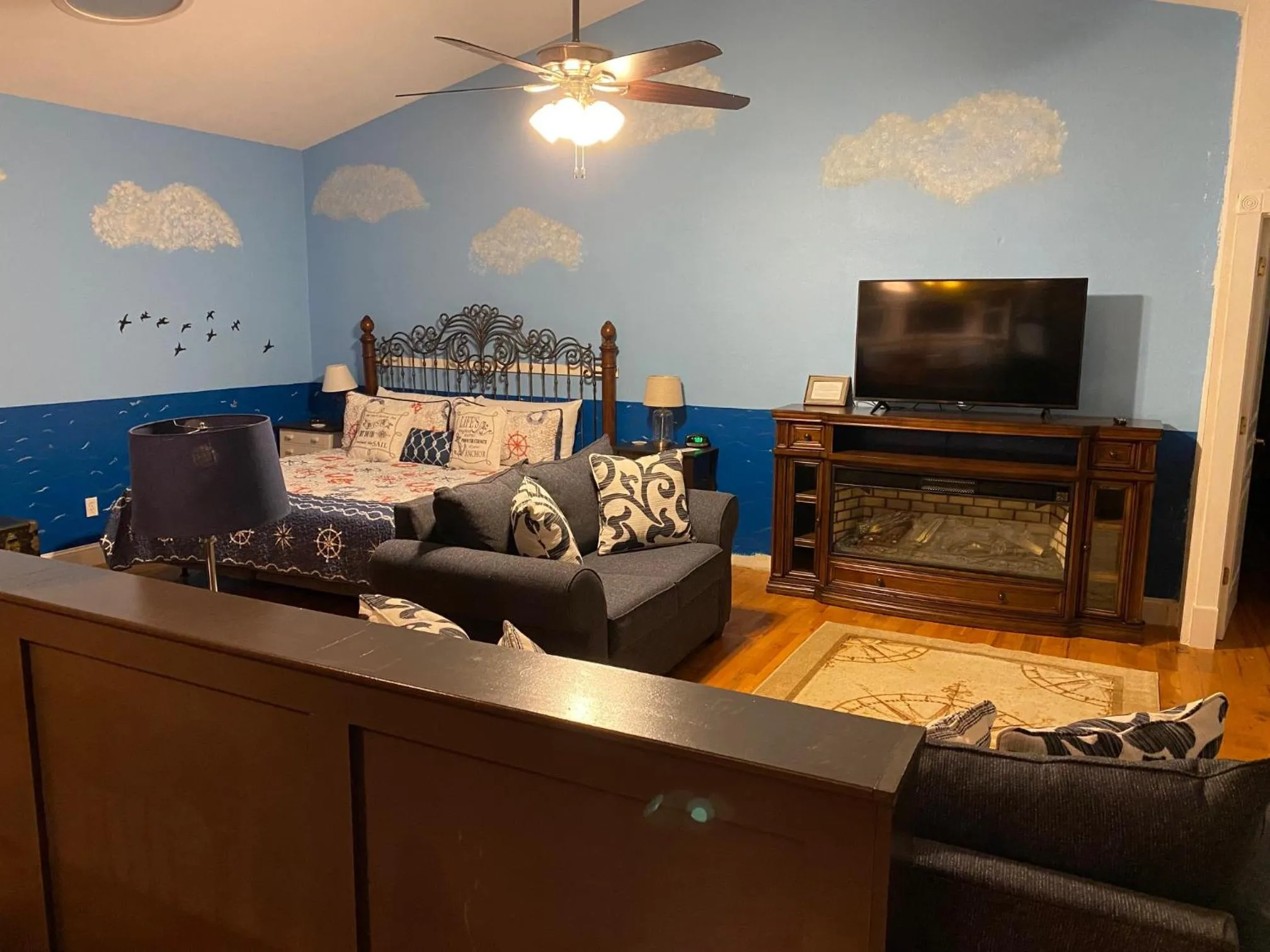 Anchor Inn NSB Bed and Breakfast