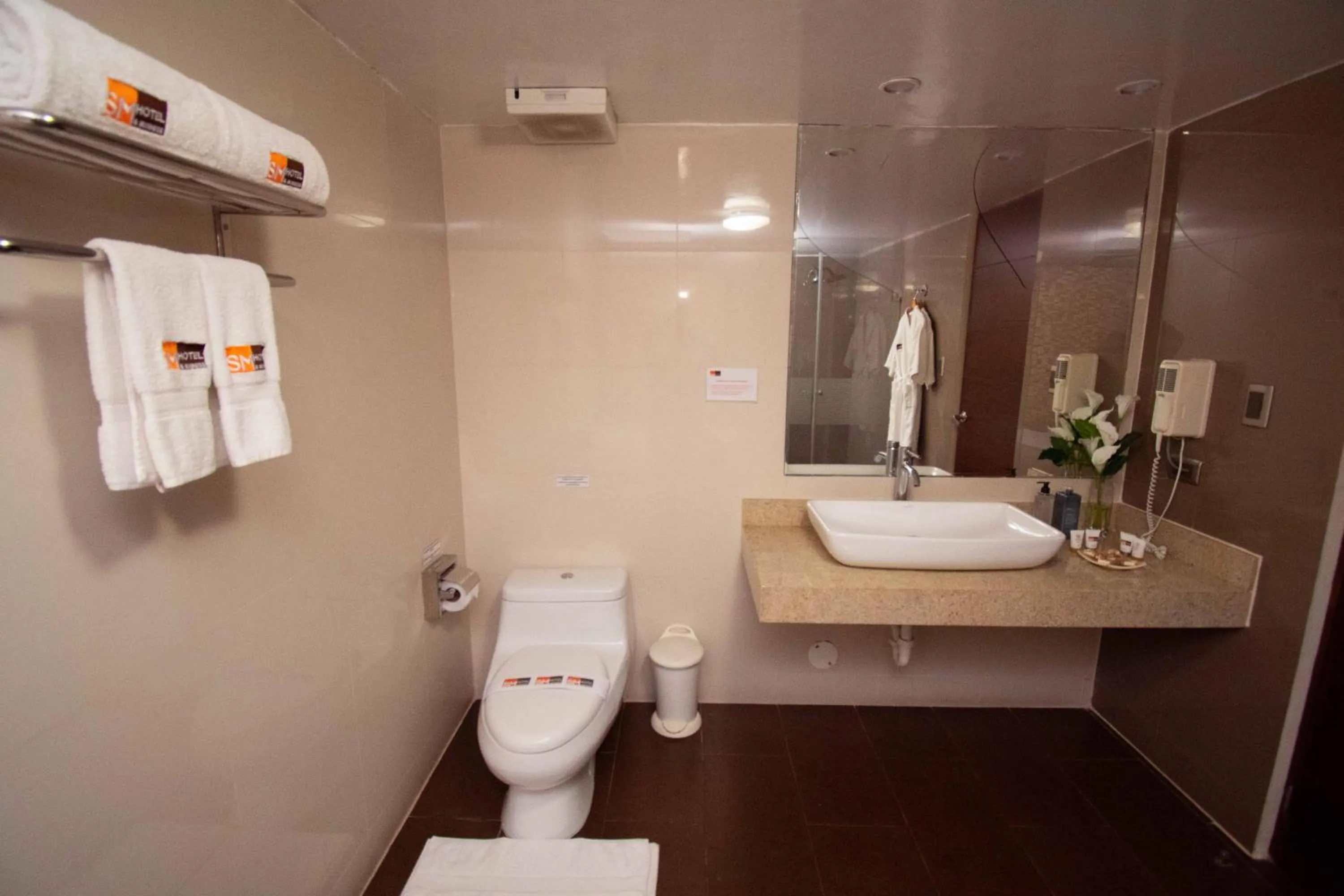 Bathroom in SM Hotel