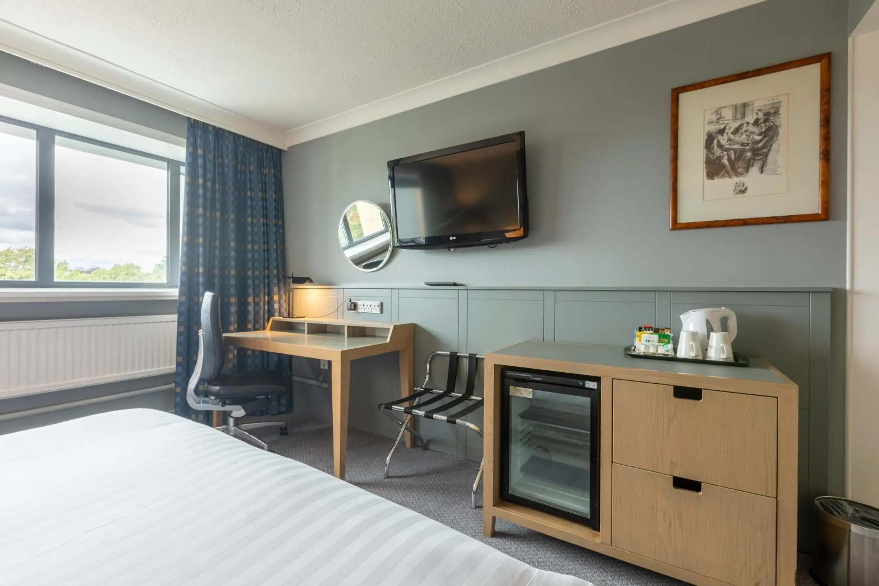 Bed in Holiday Inn Cardiff City Centre by IHG Bed in Holiday Inn Cardiff City Centre by IHG