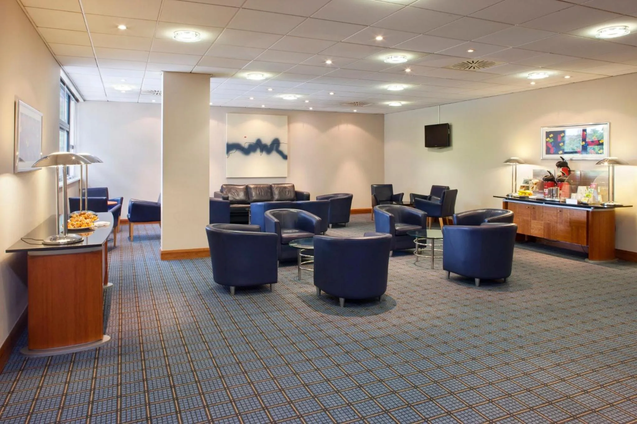 Meeting/conference room in Holiday Inn Cardiff City Centre by IHG