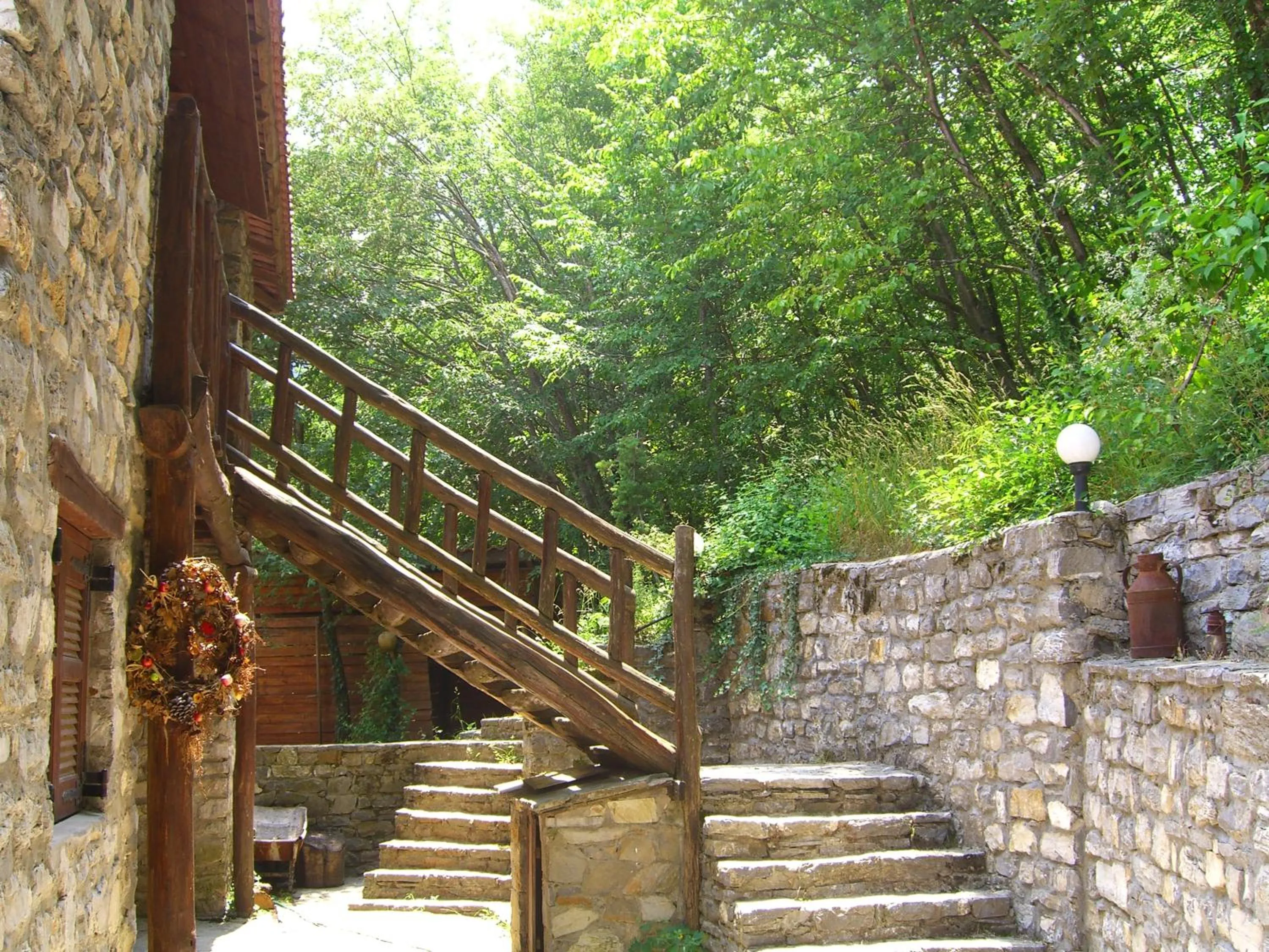 Facade/entrance in Arxontiko Agonari