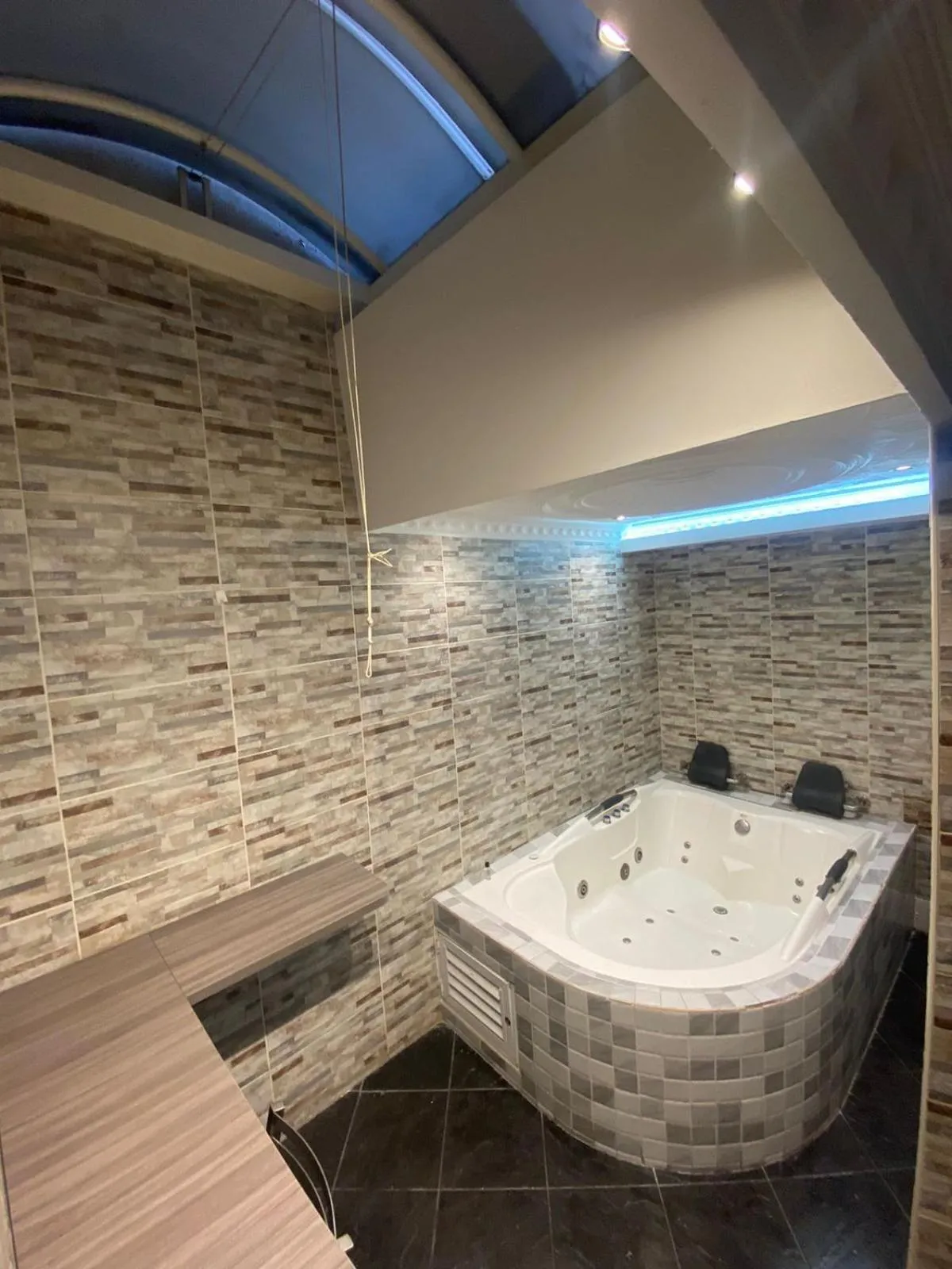 Bath in Hotel Balmoral