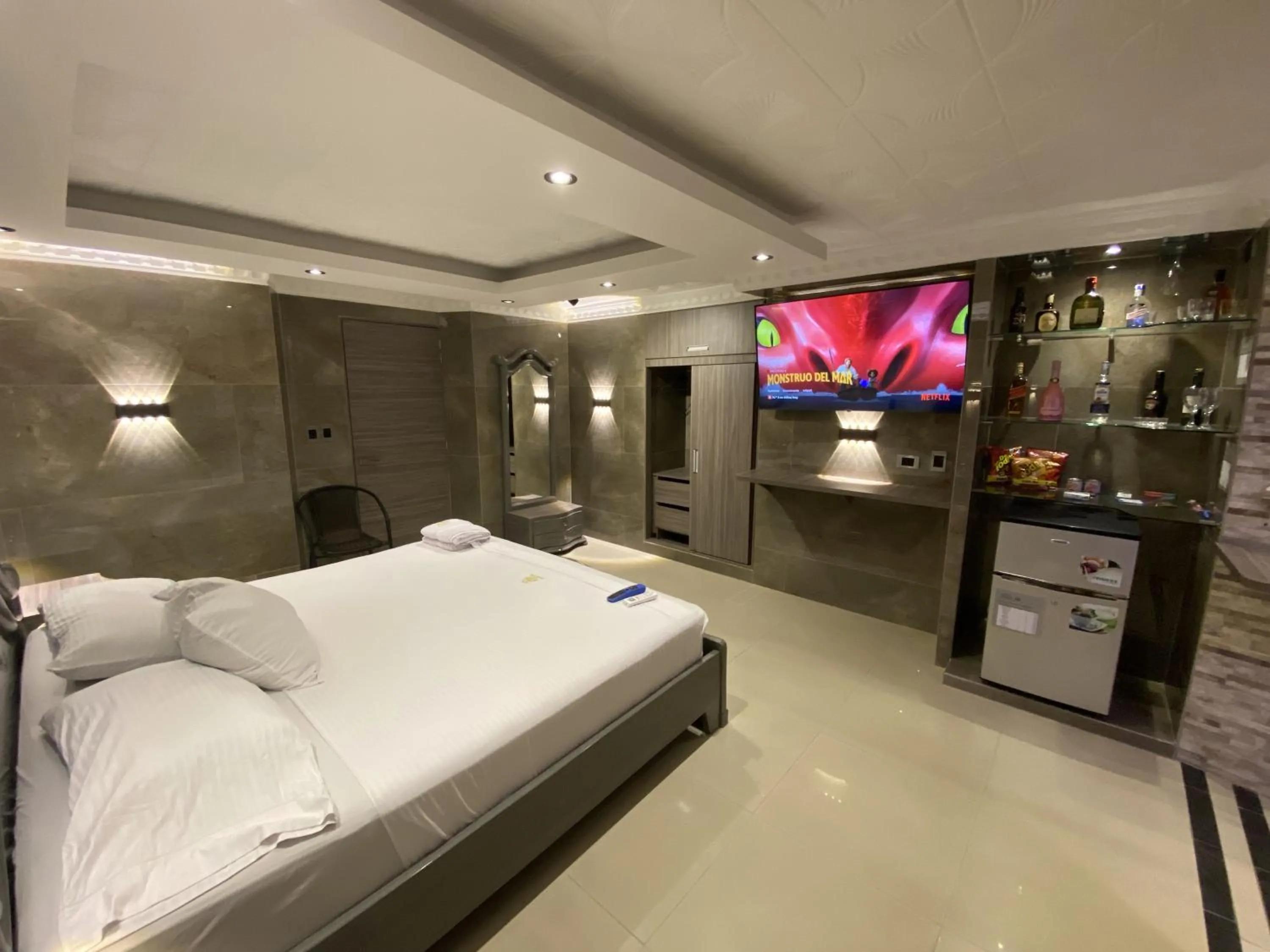 TV and multimedia, Bed in Hotel Balmoral