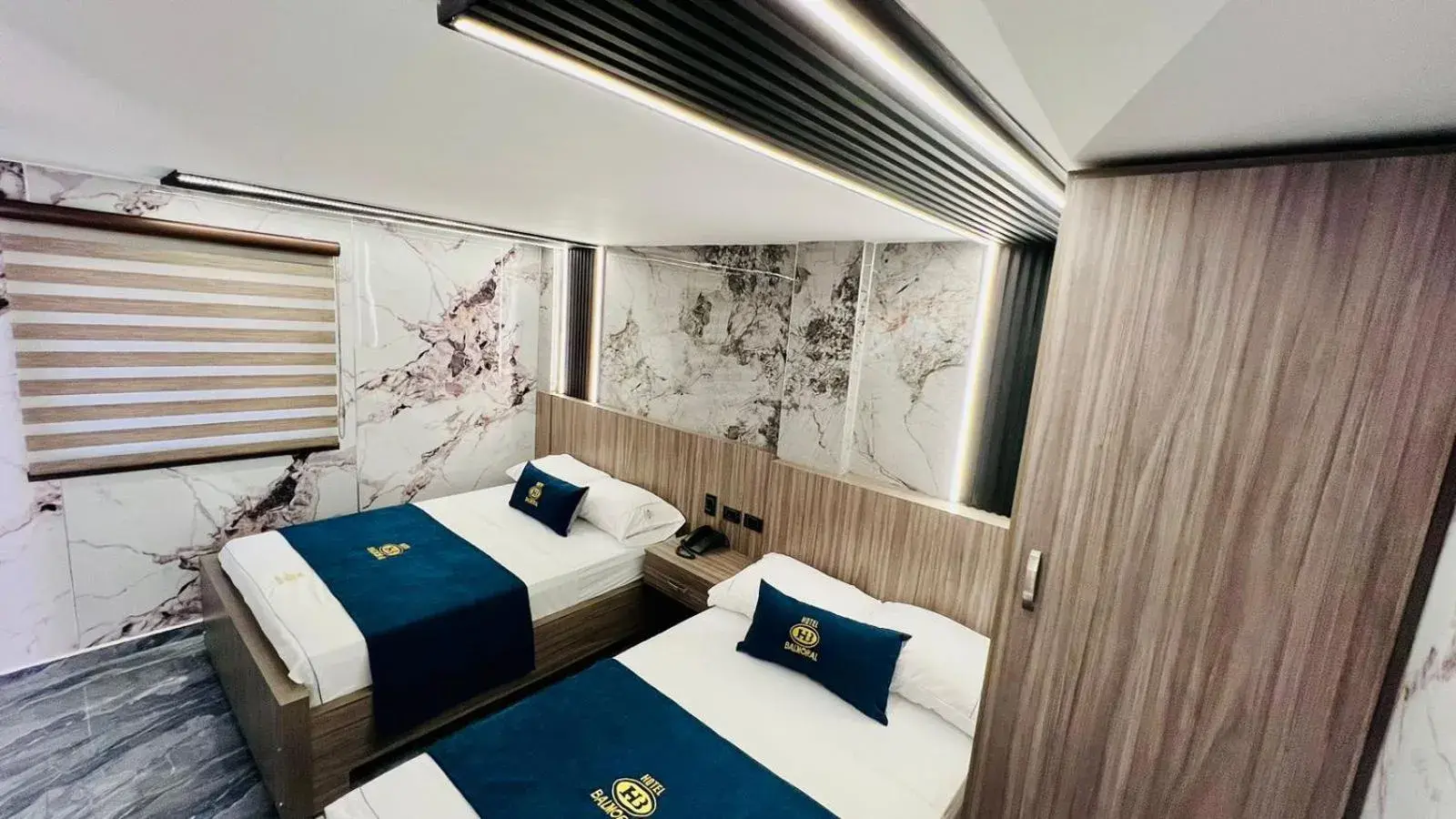 Deluxe Twin Room - single occupancy in Hotel Balmoral Deluxe Twin Room - single occupancy in Hotel Balmoral