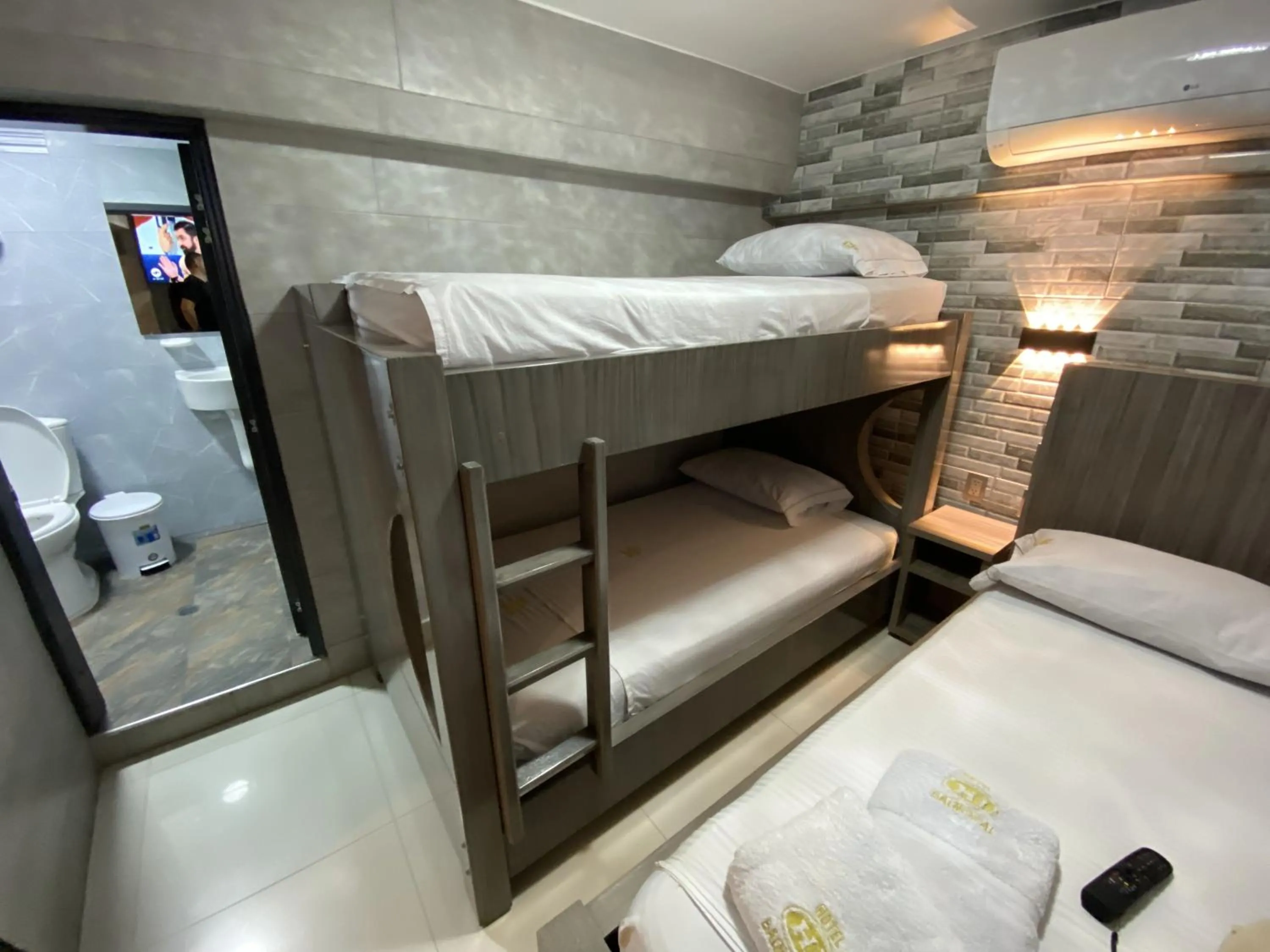 Bed in Hotel Balmoral